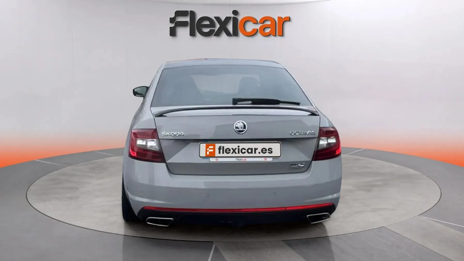 Škoda Octavia 2.0 TSI RS - foto 4