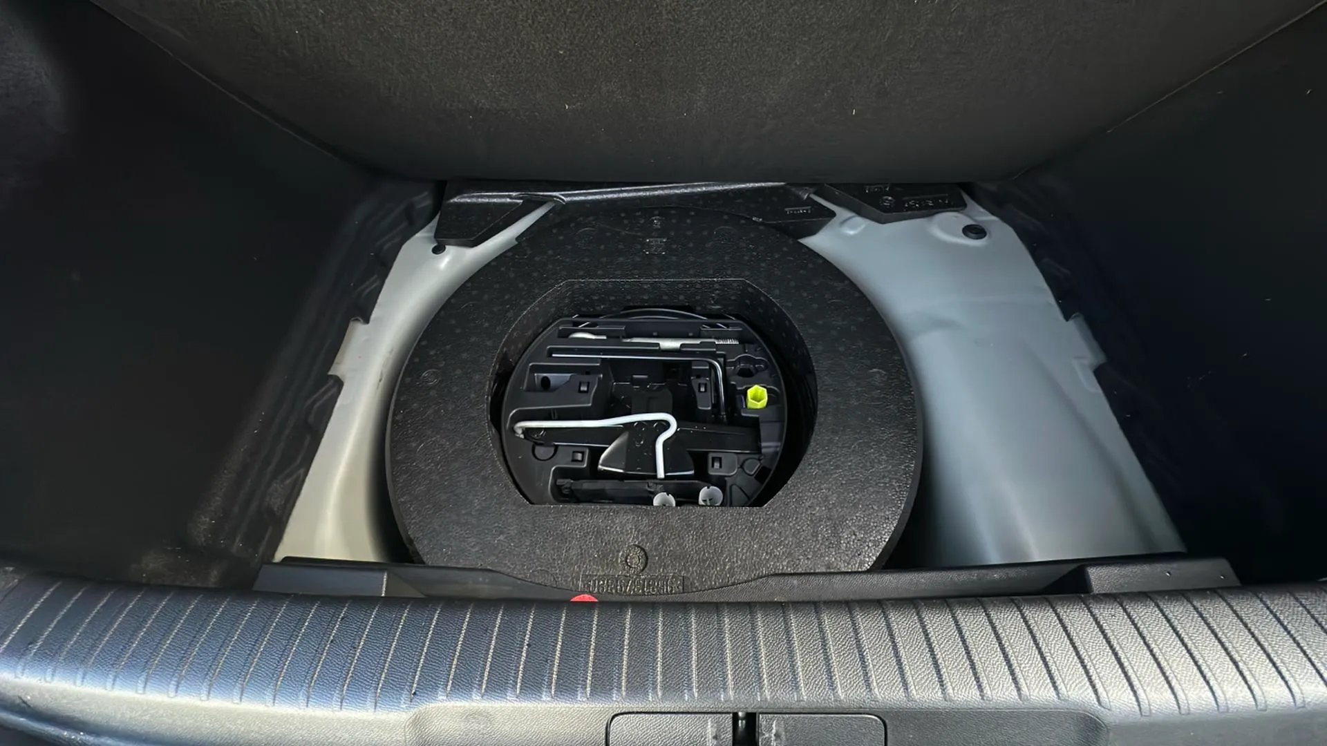 DS DS 3 Crossback PureTech Performance Line - foto 27