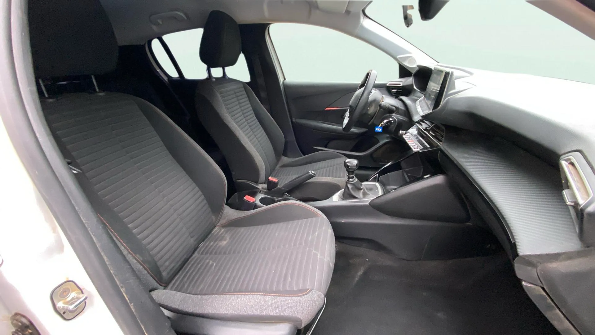 Peugeot 208 BlueHDi Active - foto 21