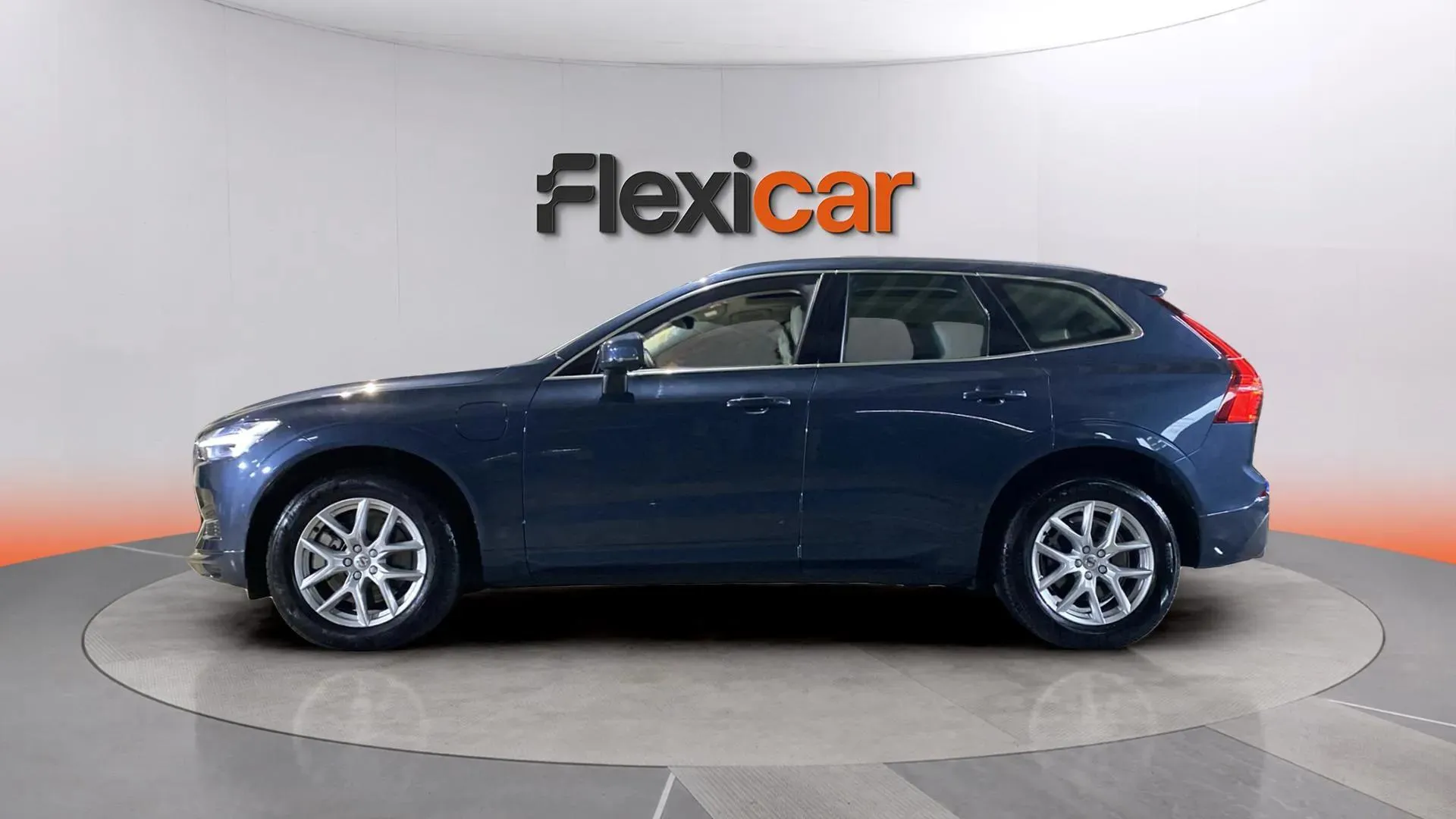 Volvo XC60 2.0 T8 AWD Inscription - foto 3
