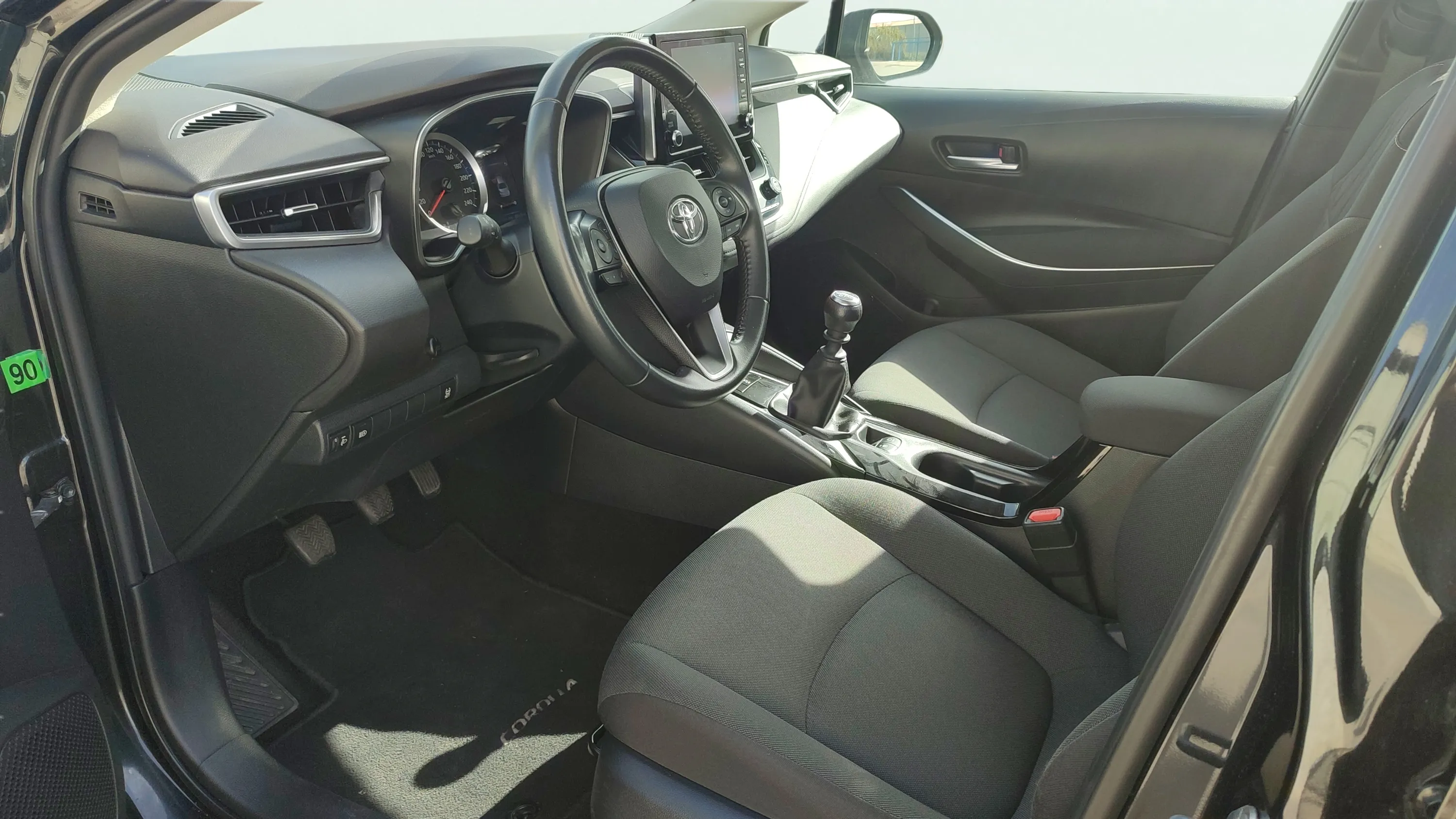 Toyota Corolla 1.5 Active Plus - foto 9