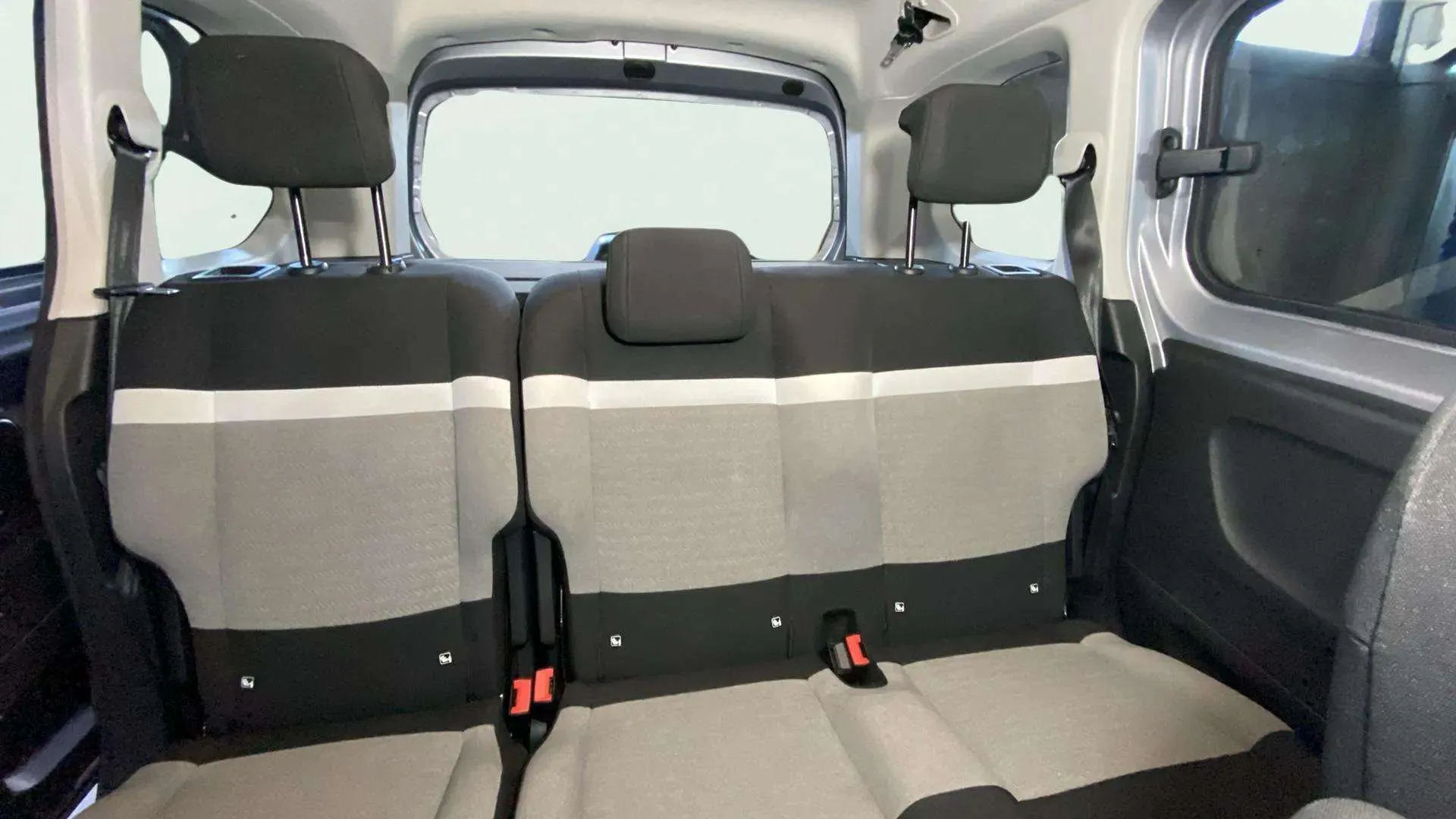 Citroën Berlingo Talla M BlueHDi 100 Plus - foto 29