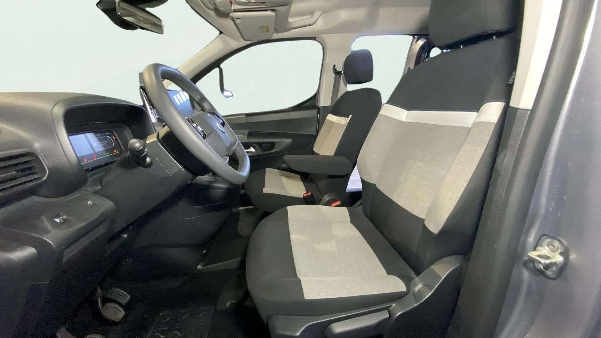 Citroën Berlingo Talla M BlueHDi 100 Plus - foto 28