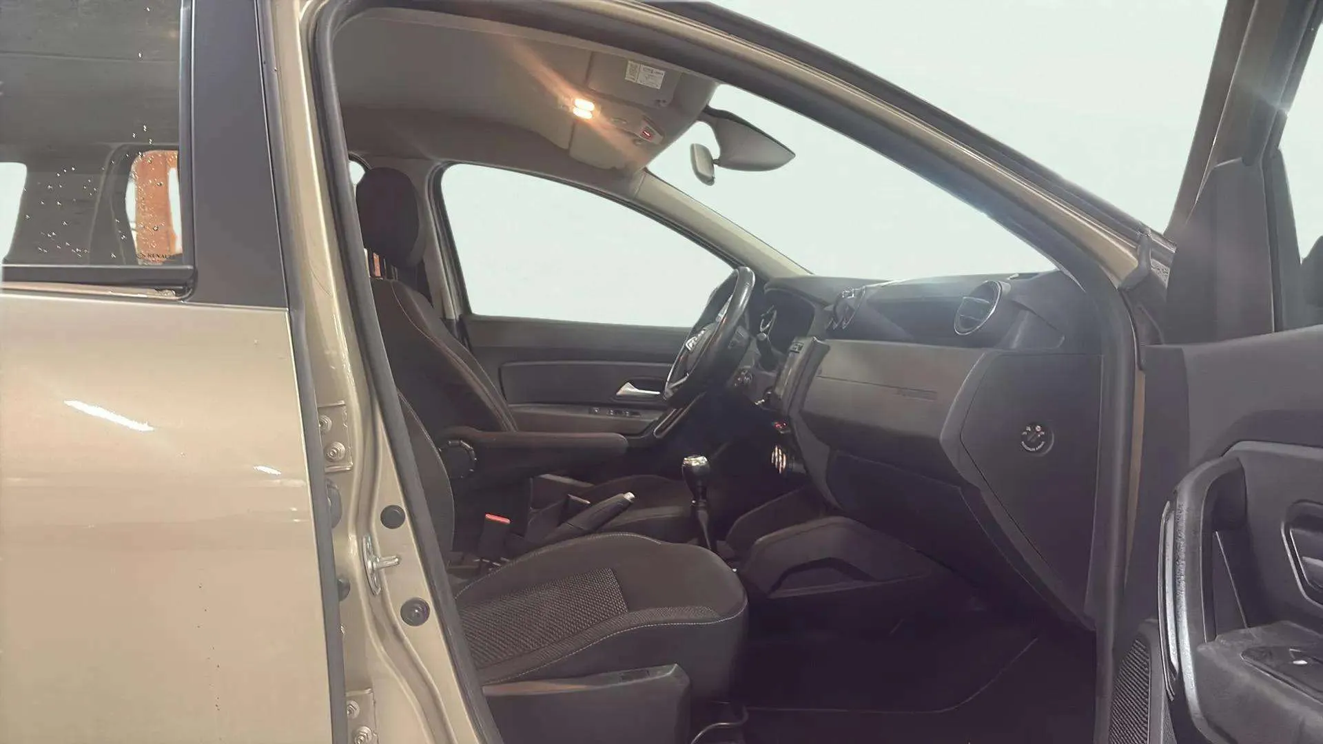 Dacia Duster Access 1.6 4x2 - foto 13