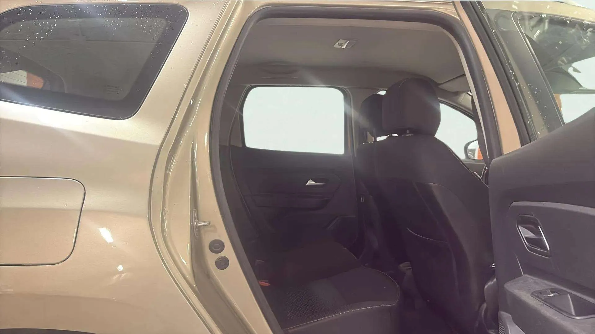 Dacia Duster Access 1.6 4x2 - foto 14