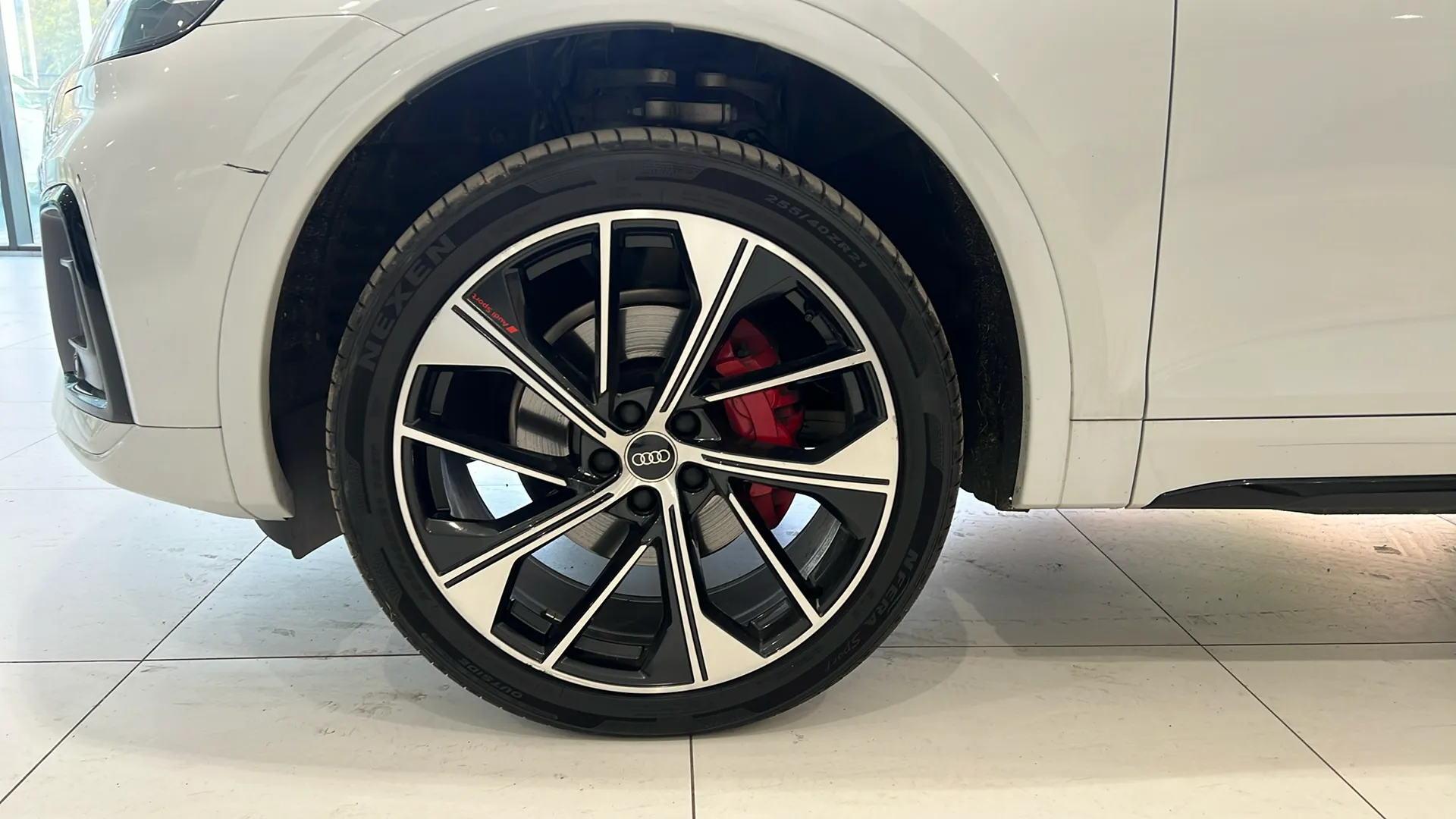 Audi Q5 Black line 40 TDI quattro-ultra - foto 23