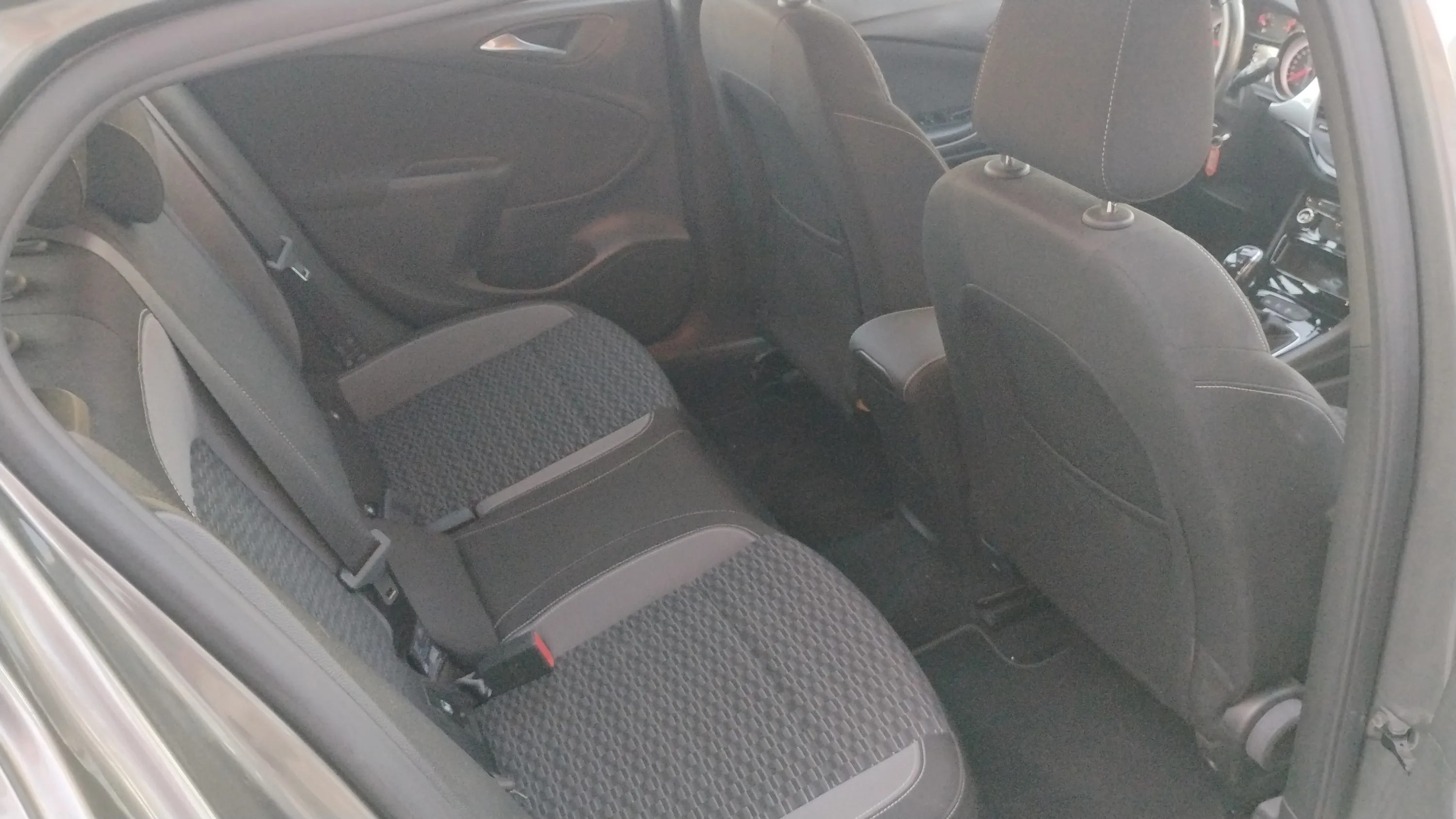 Opel Astra 1.2T SHT Business Elegan ST - foto 33