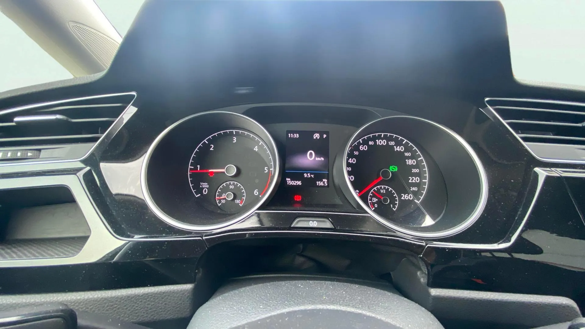 Volkswagen Touran Advance 2.0 TDI DSG - foto 9