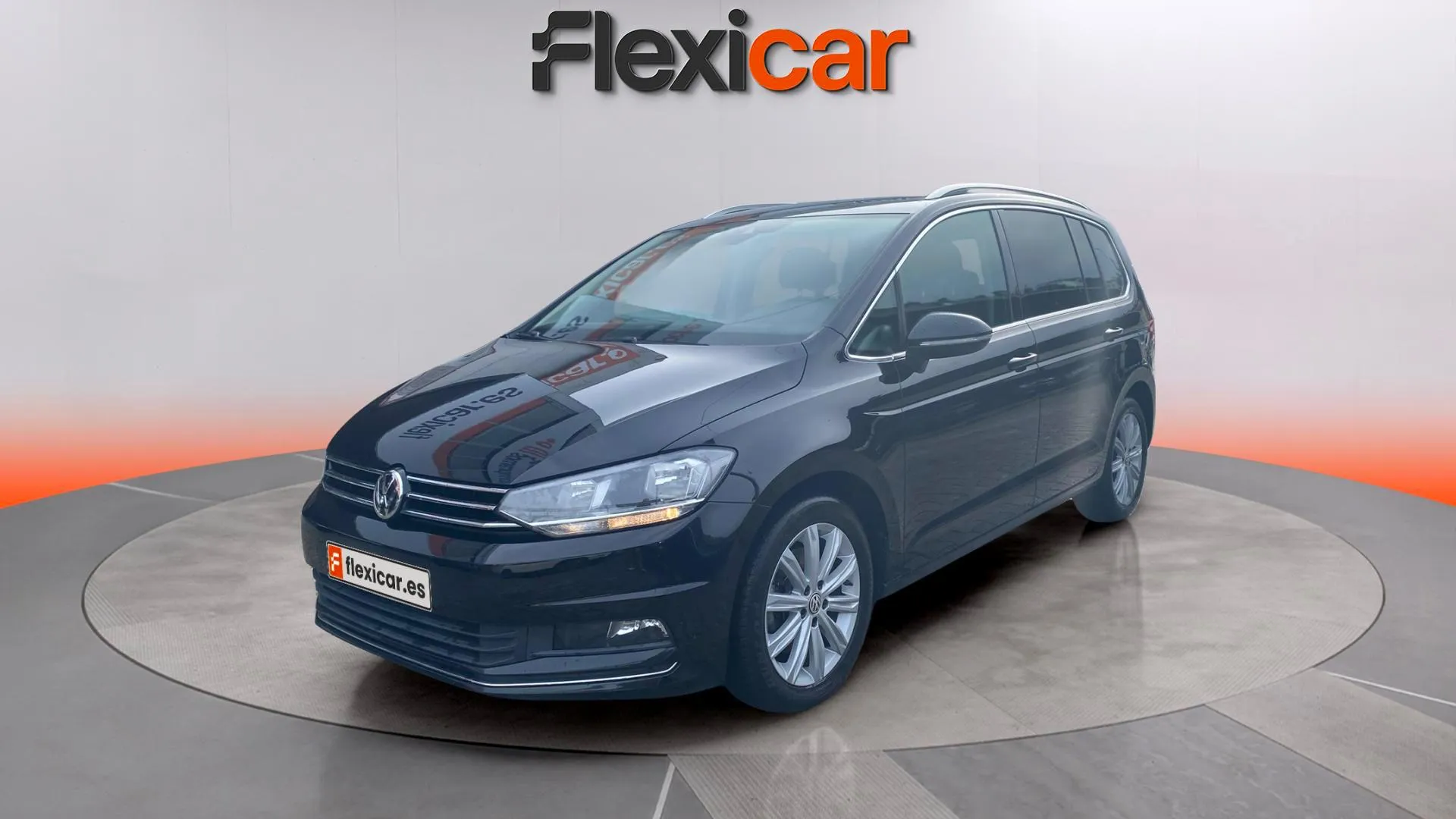 Volkswagen Touran Advance 2.0 TDI DSG - foto 3