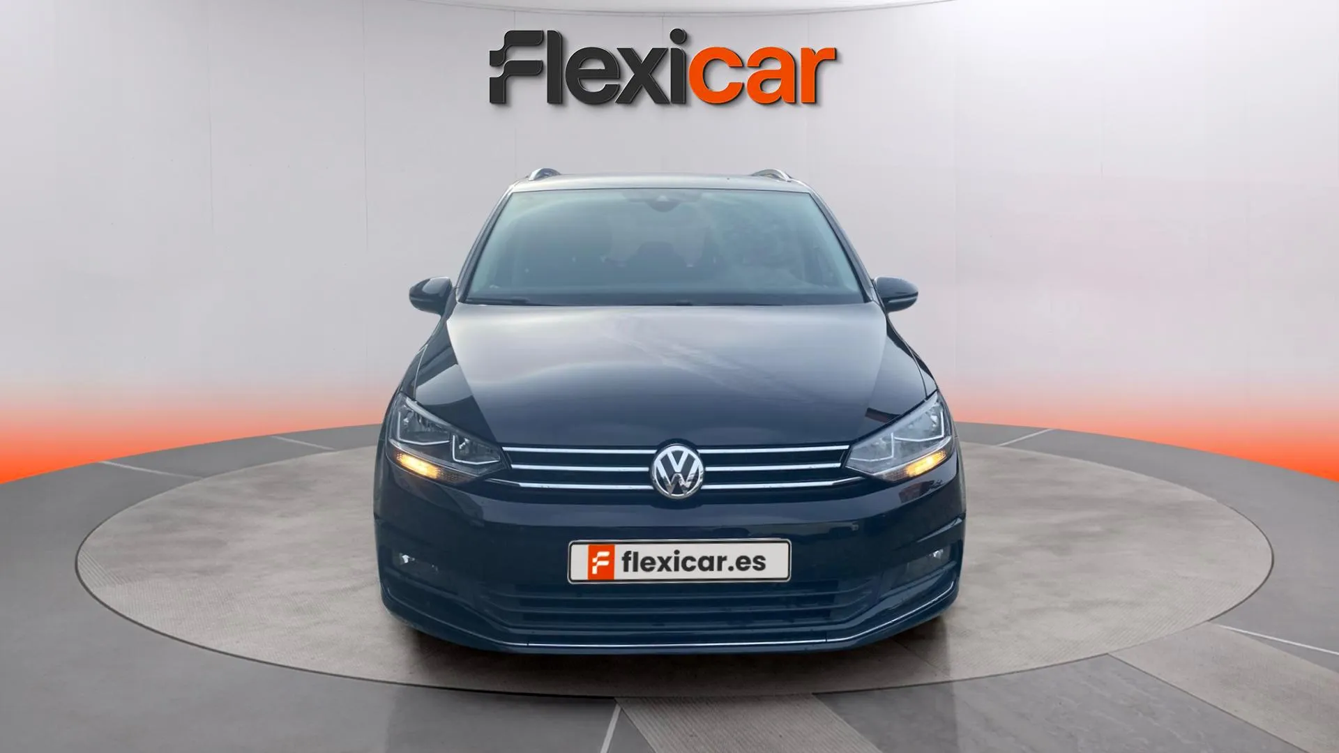 Volkswagen Touran Advance 2.0 TDI DSG - foto 2