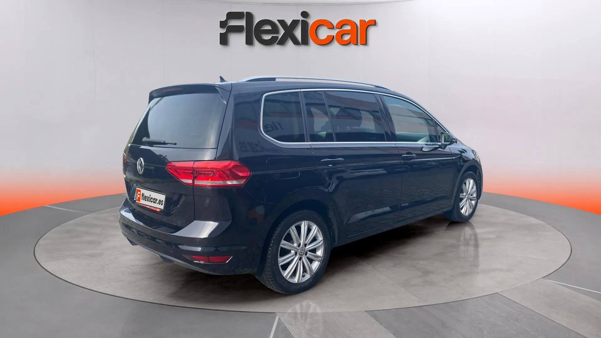 Volkswagen Touran Advance 2.0 TDI DSG - foto 6