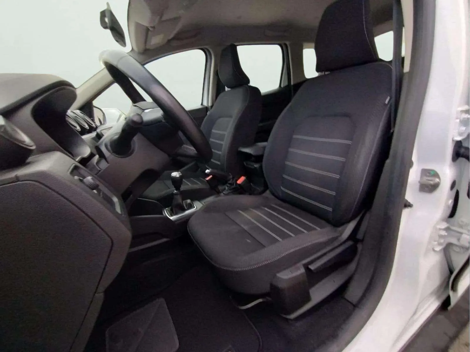 Dacia Duster Comfort TCe ECO-G 4x2 - foto 11