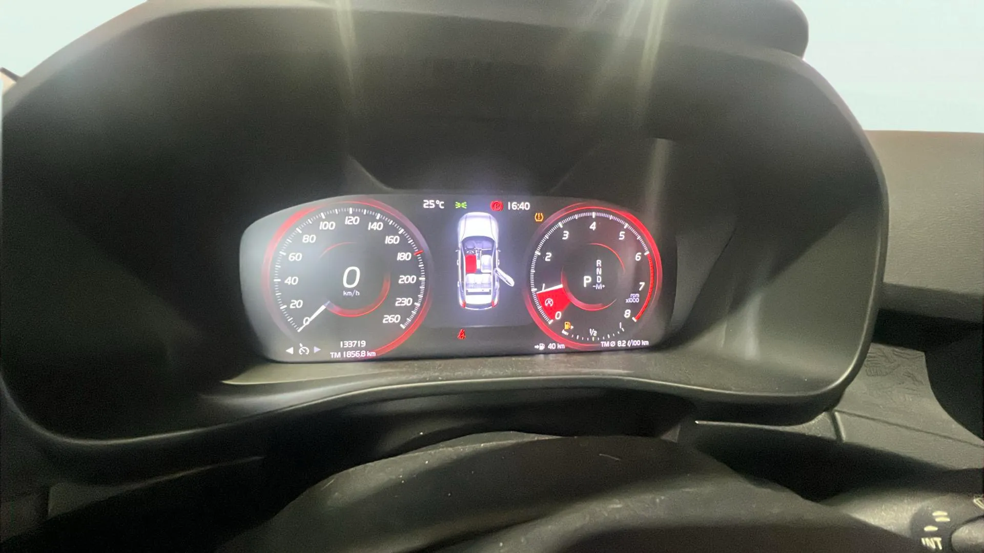 Volvo XC40 1.5 T2 Momentum Core - foto 11