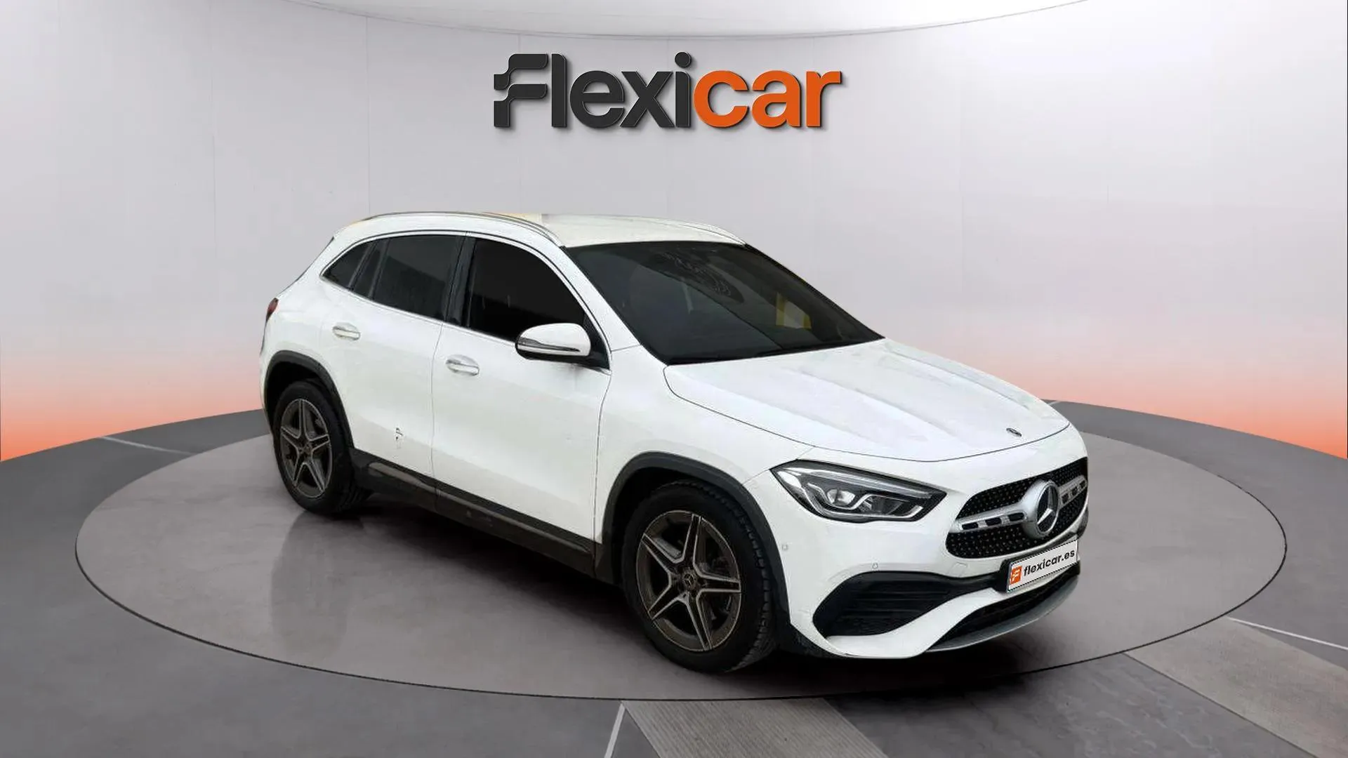 Mercedes-Benz GLA 200 D - foto 48