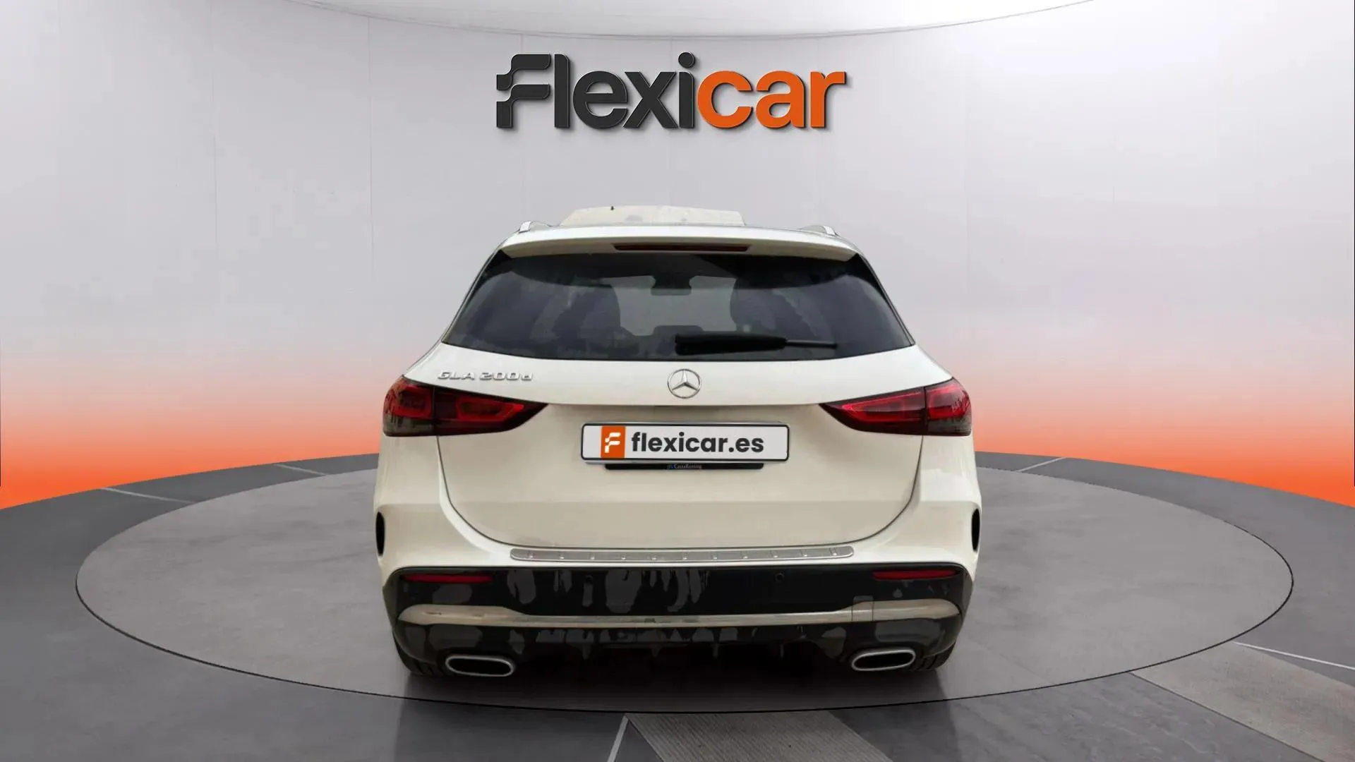 Mercedes-Benz GLA 200 D - foto 25