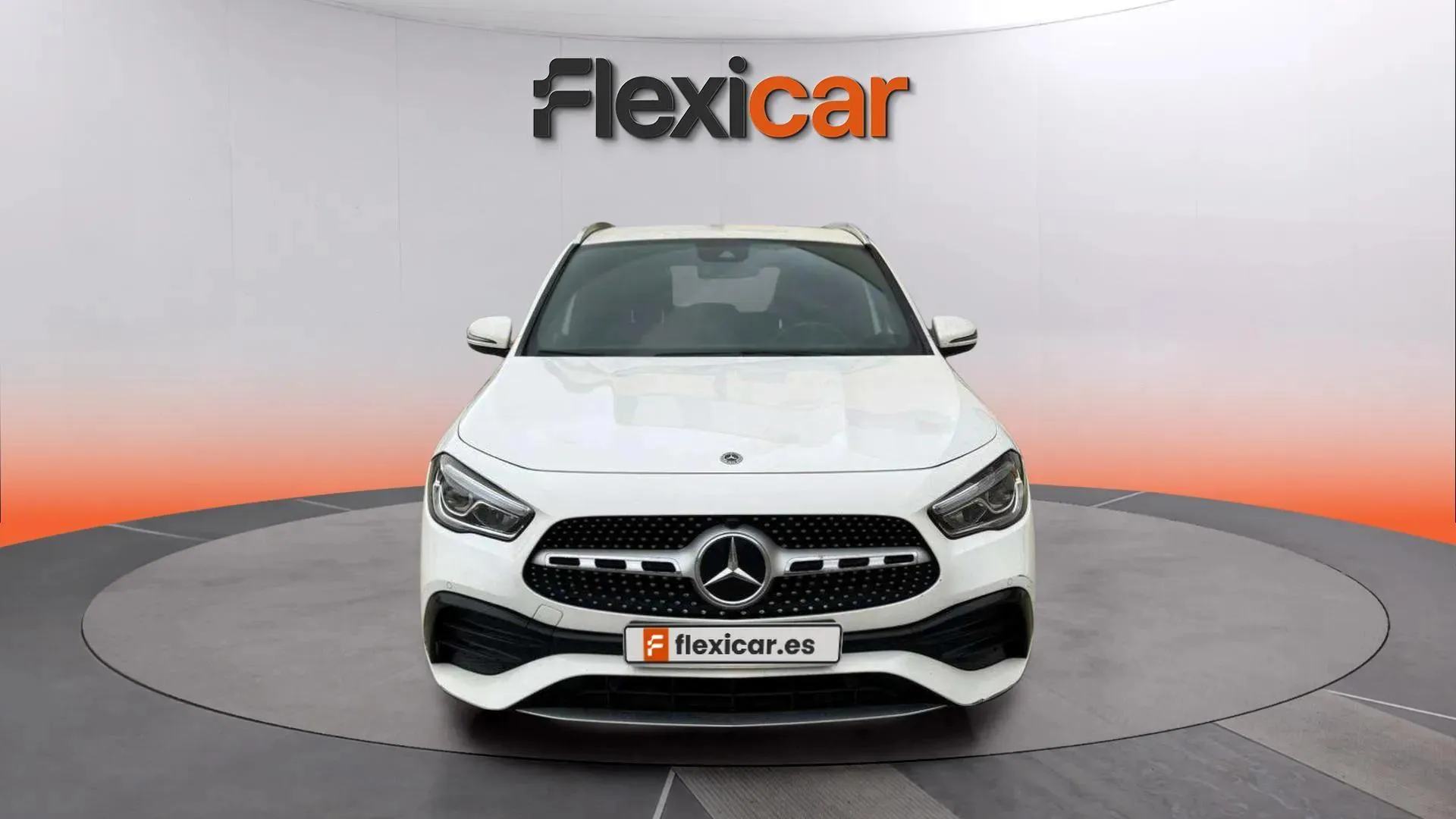 Mercedes-Benz GLA 200 D - foto 2