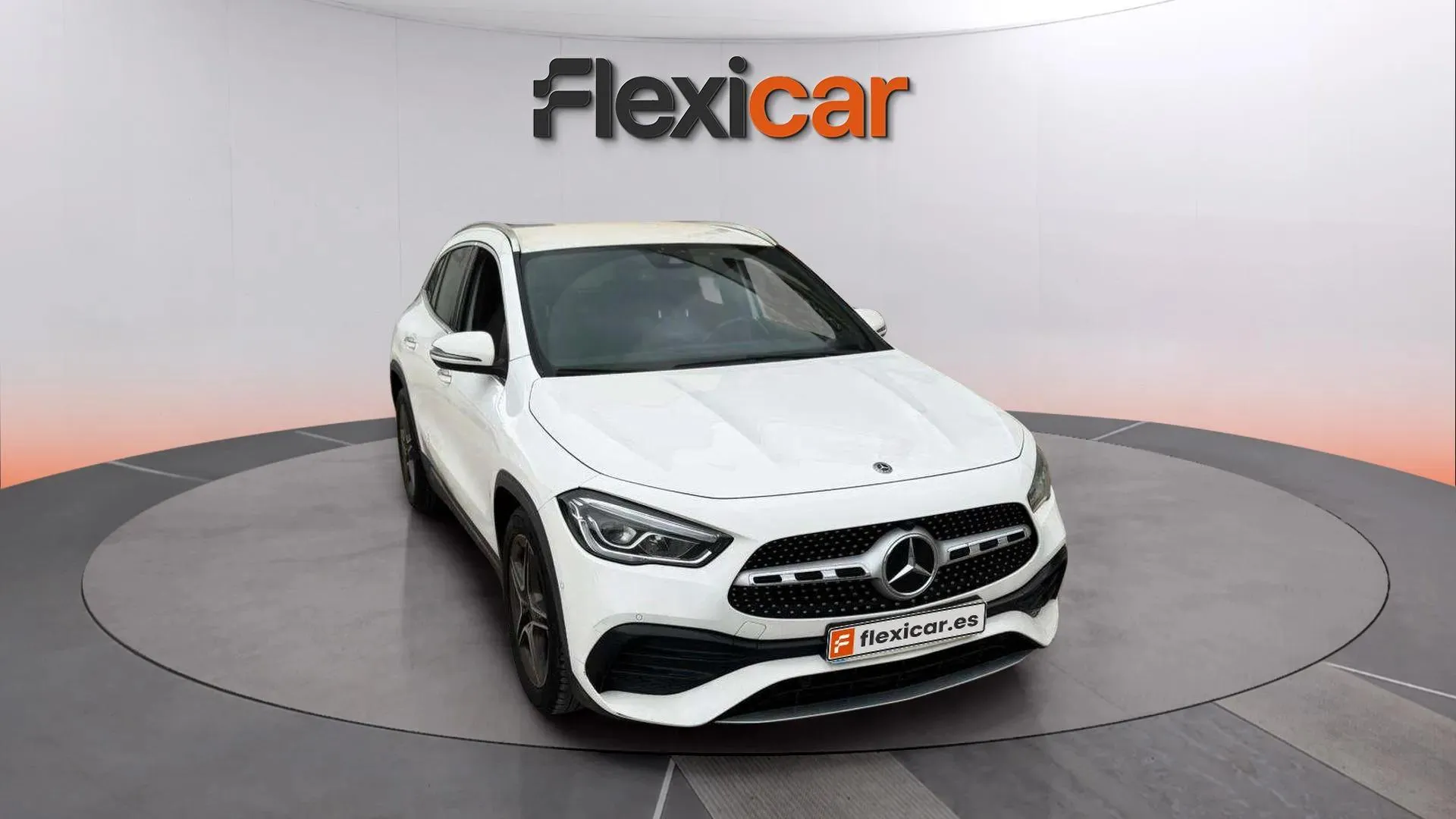 Mercedes-Benz GLA 200 D - foto 27