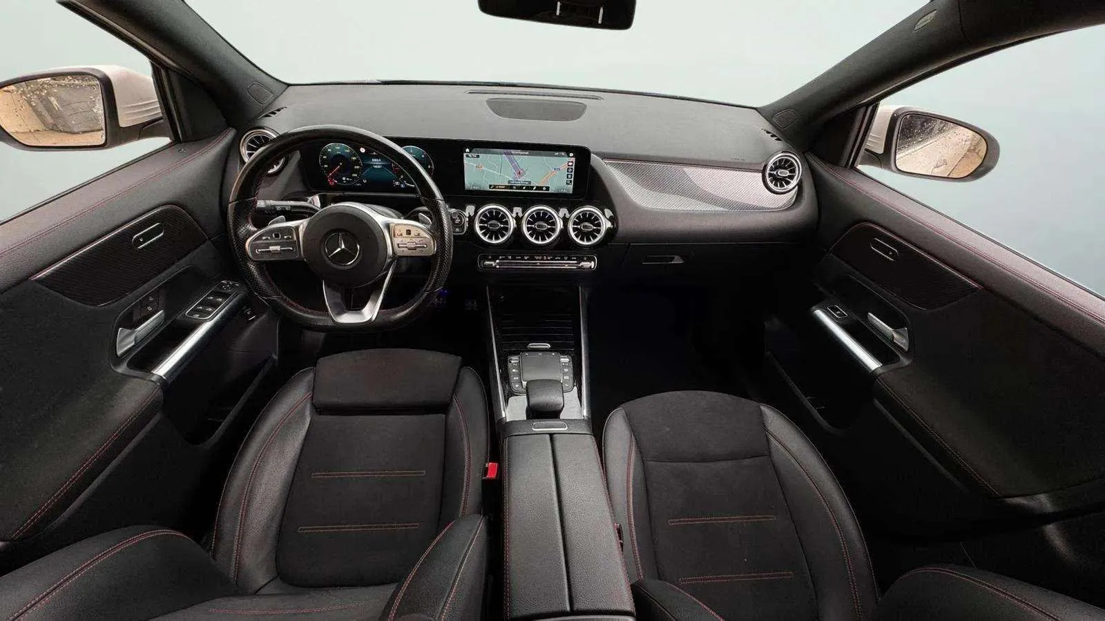 Mercedes-Benz GLA 200 D - foto 12