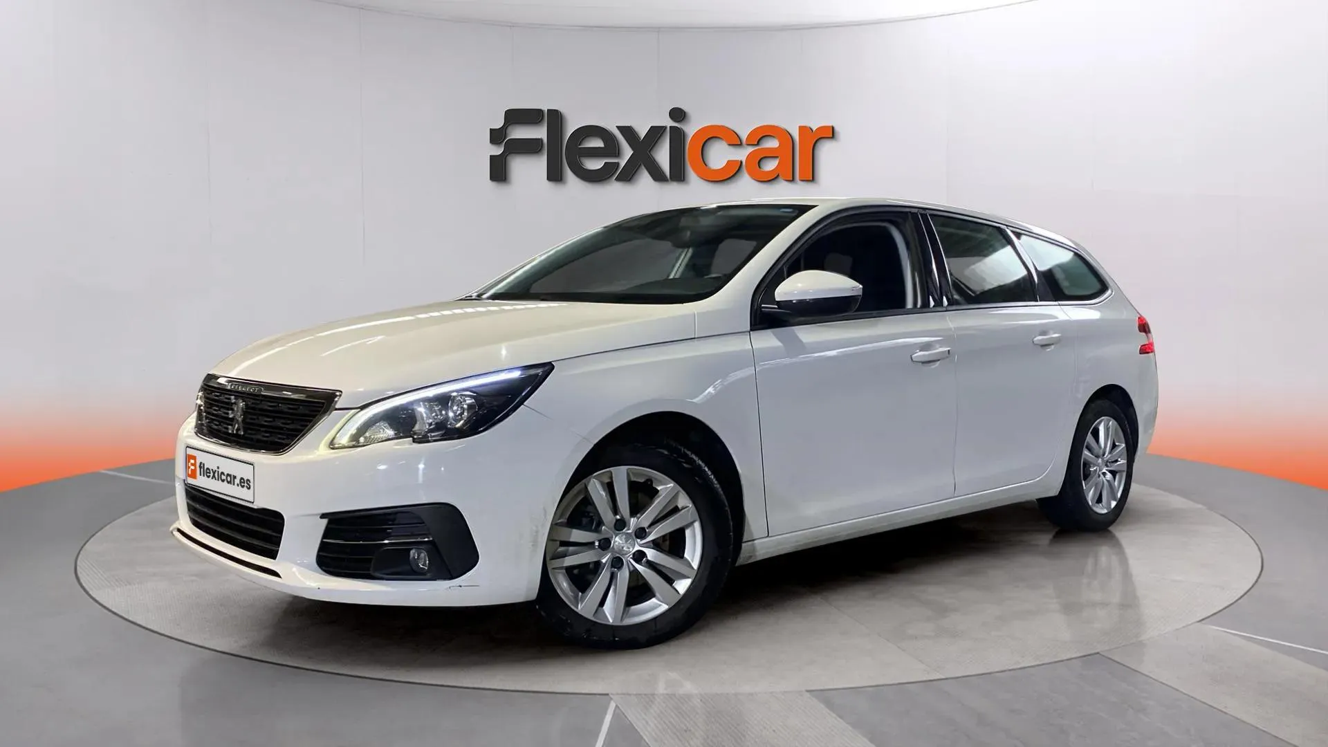 Peugeot 308 SW Active BlueHDi 130 - foto 9