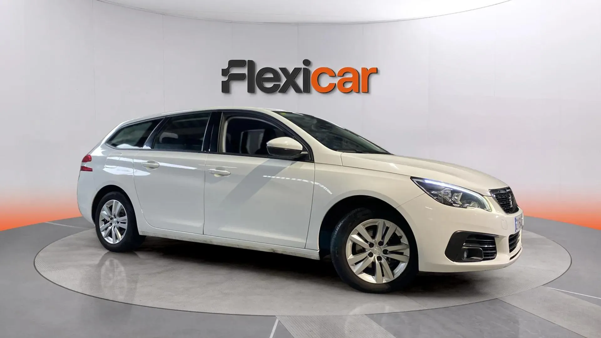 Peugeot 308 SW Active BlueHDi 130 - foto 2