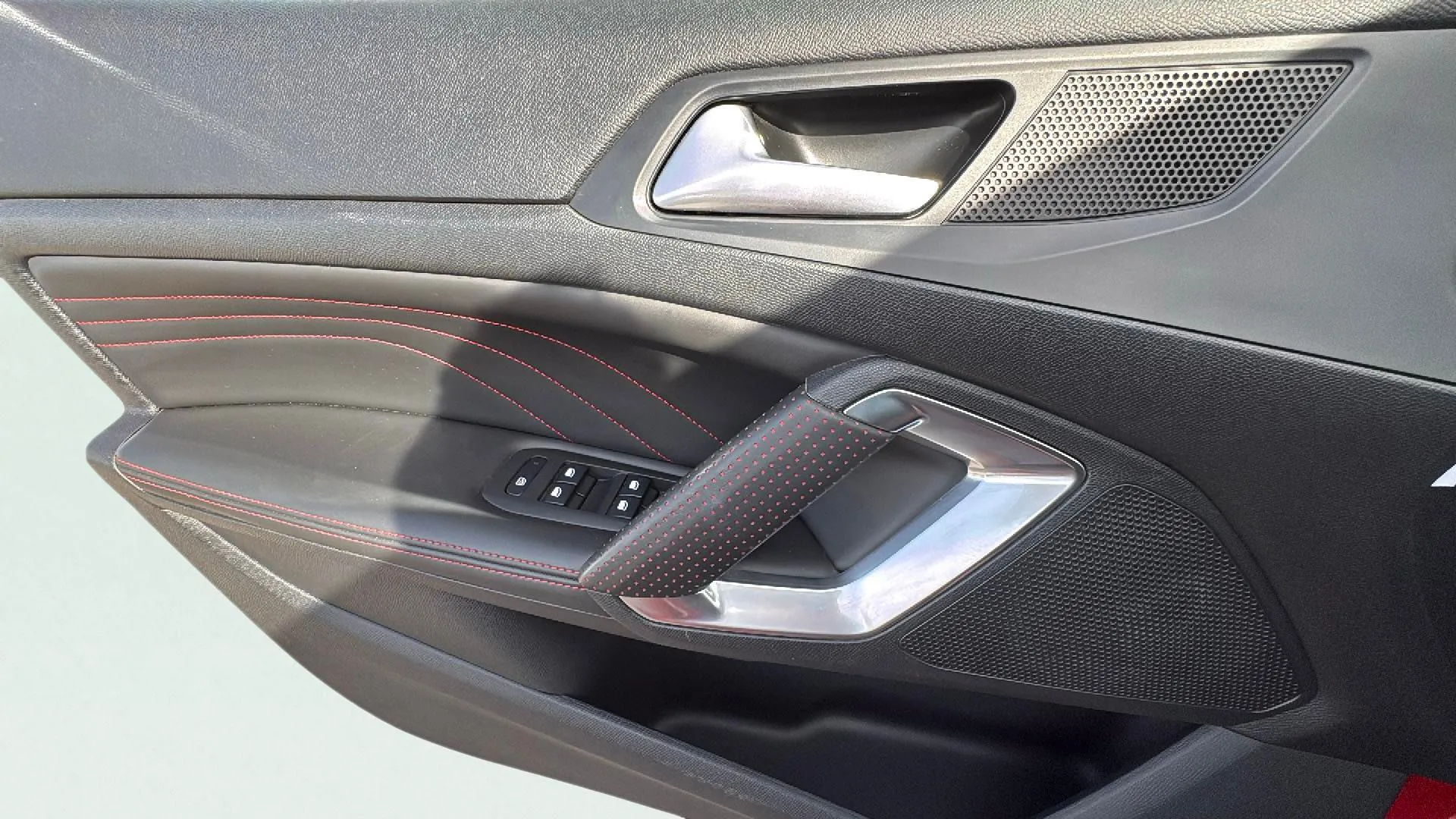 Peugeot 308 GTi - foto 15