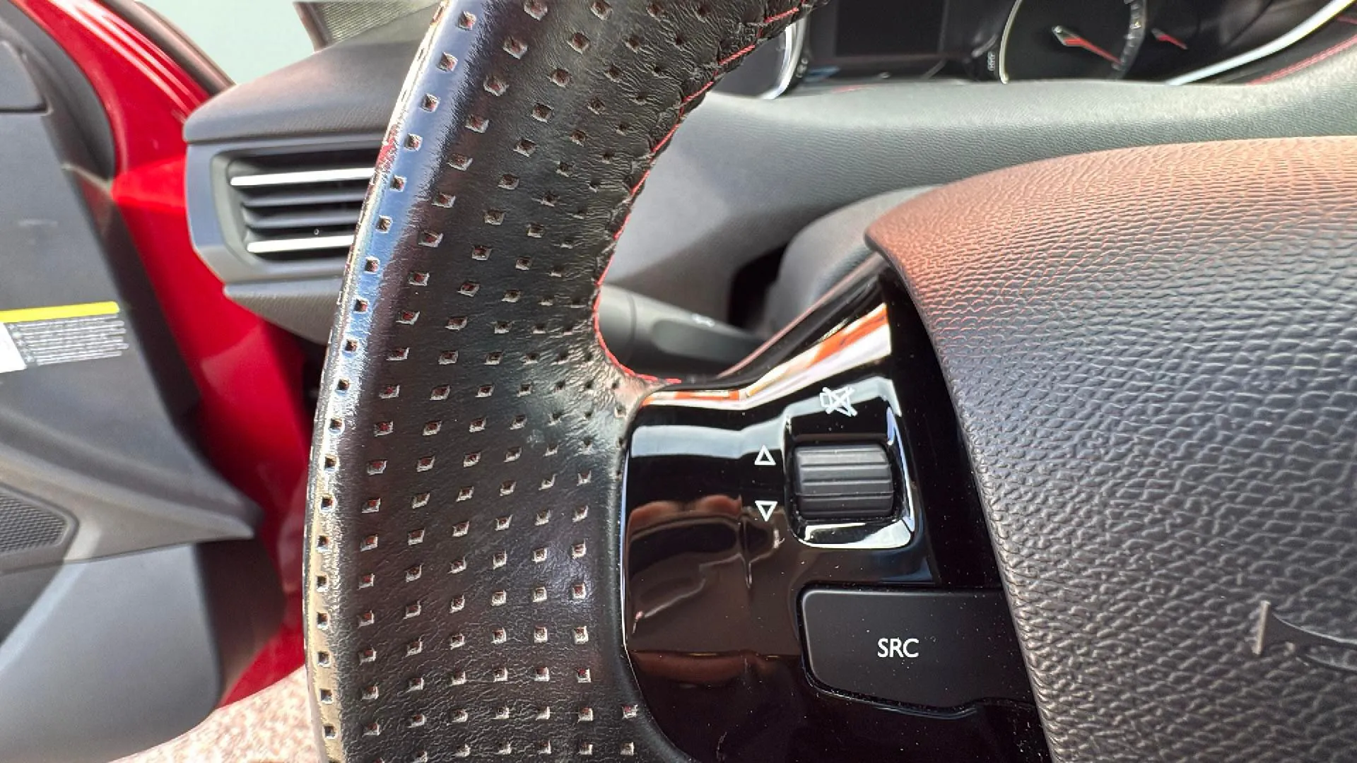 Peugeot 308 GTi - foto 9