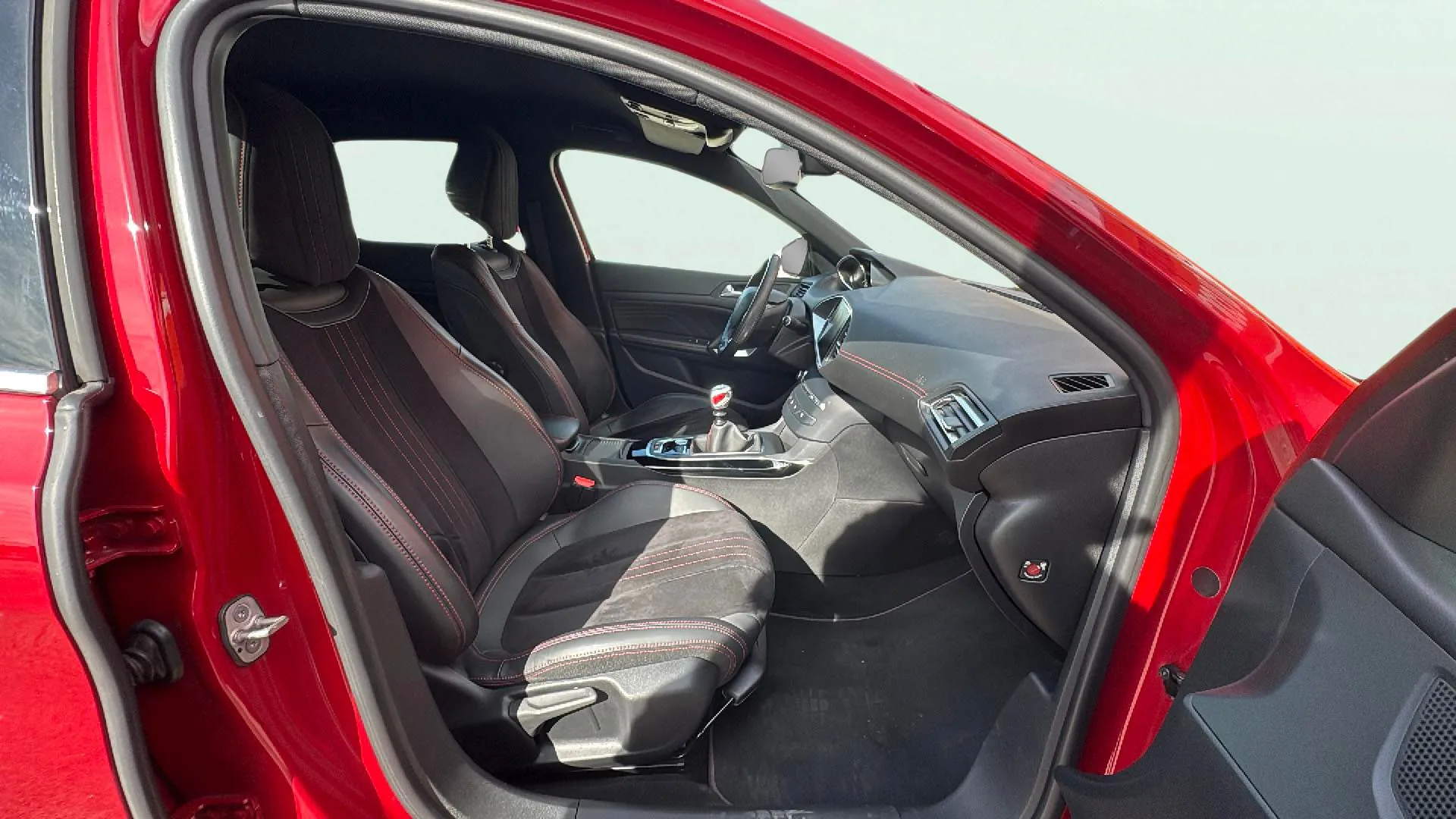 Peugeot 308 GTi - foto 11