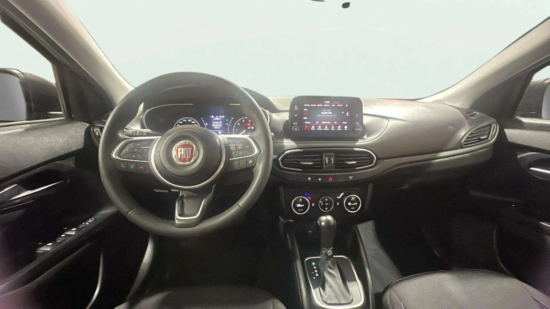 Fiat Tipo SW 1.5 Hybrid DCT - foto 9