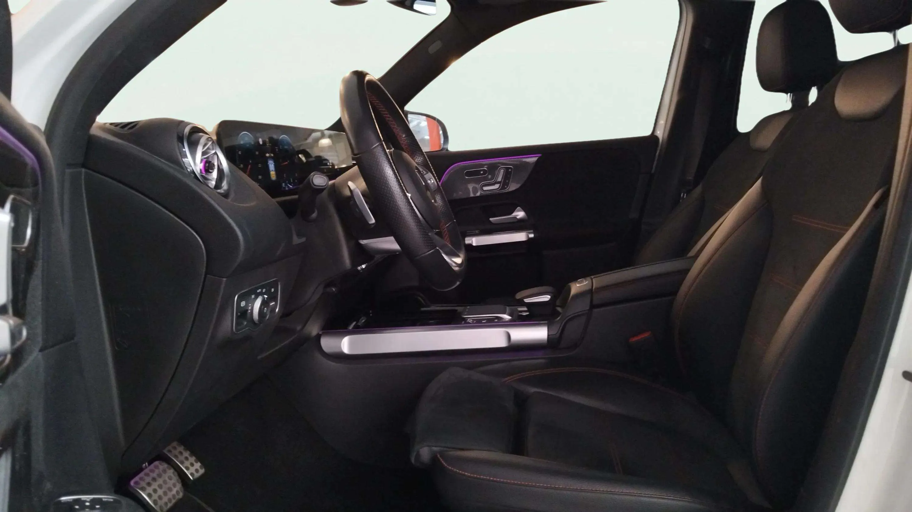 Mercedes-Benz GLB 2.0 GLB 220 D 4MATIC DCT - foto 7