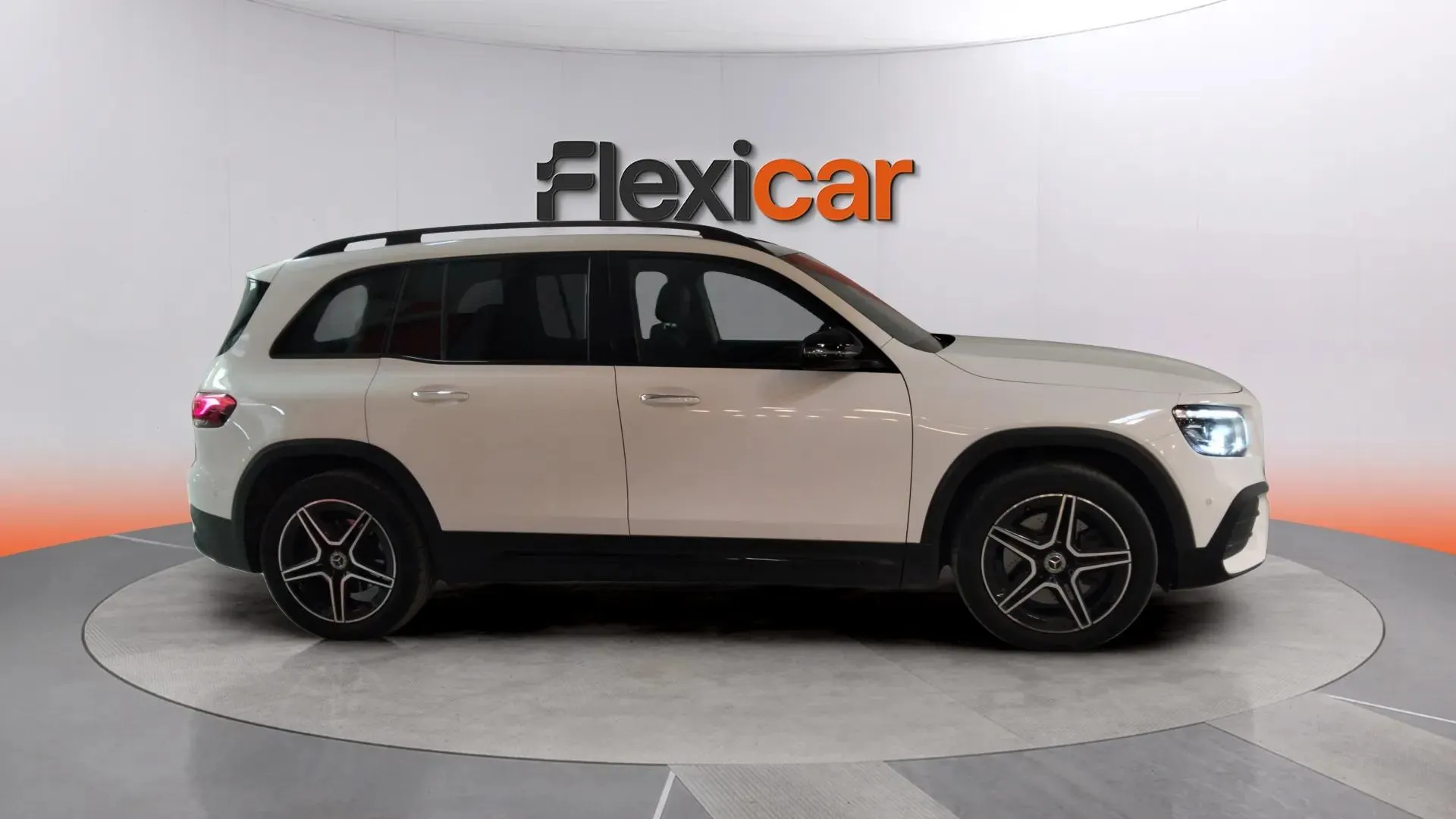 Mercedes-Benz GLB 2.0 GLB 220 D 4MATIC DCT - foto 3