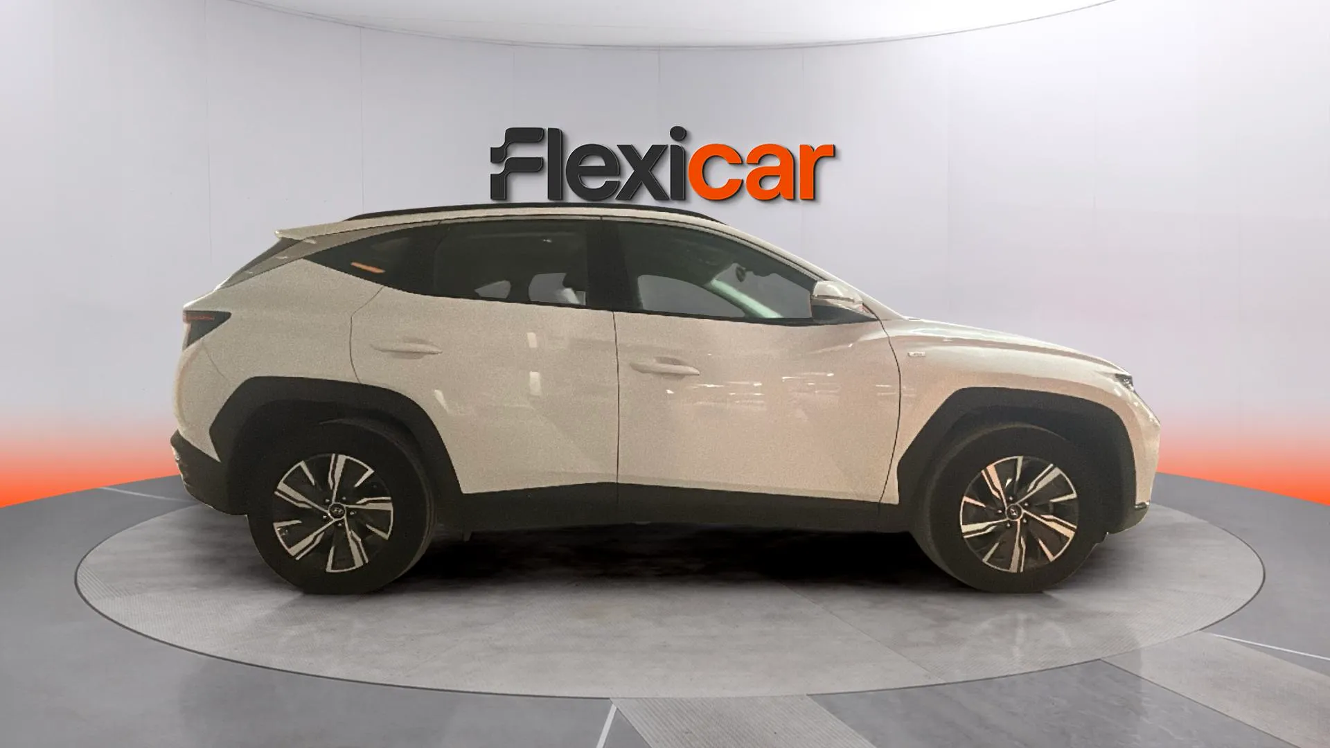 Hyundai Tucson 1.6 CRDi 48V Maxx - foto 8