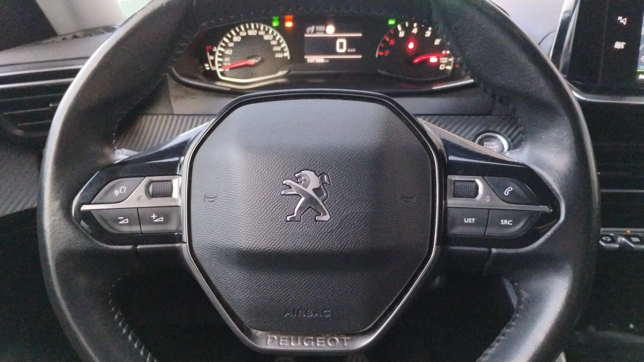 Peugeot 2008 Allure BlueHDi - foto 12