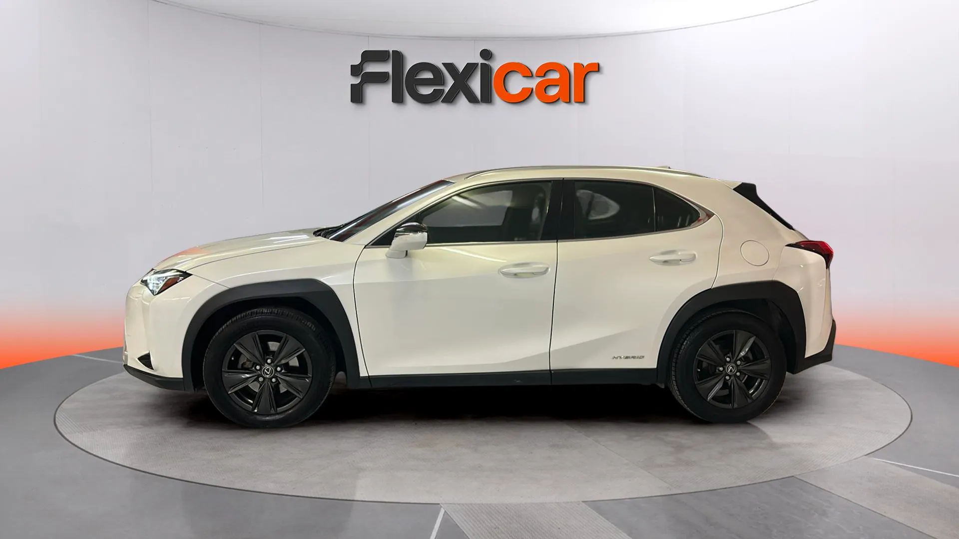 Lexus UX 2.0 250h Business - foto 4