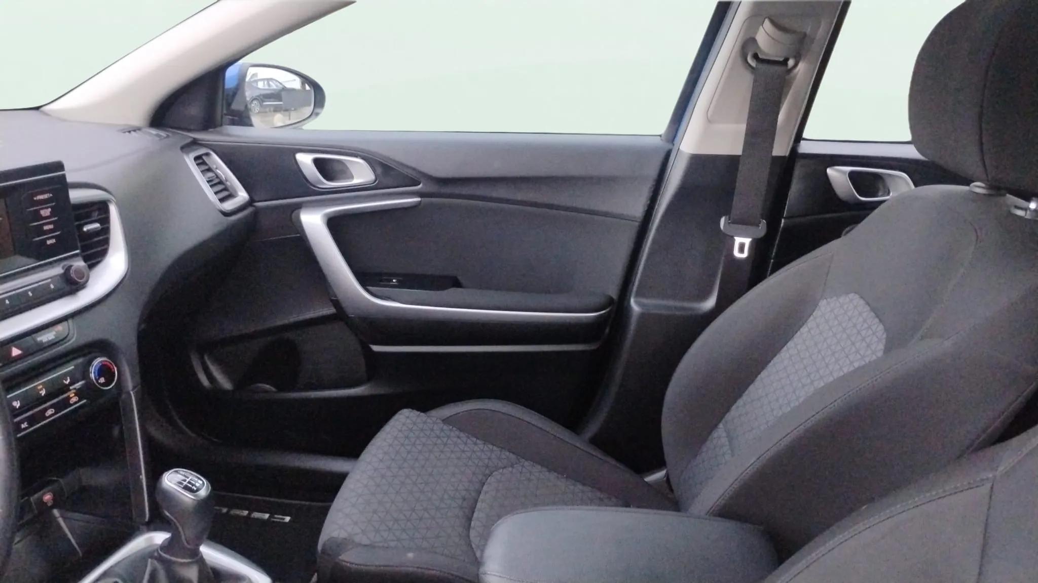 Kia Ceed 1.0 T-GDi Concept - foto 6