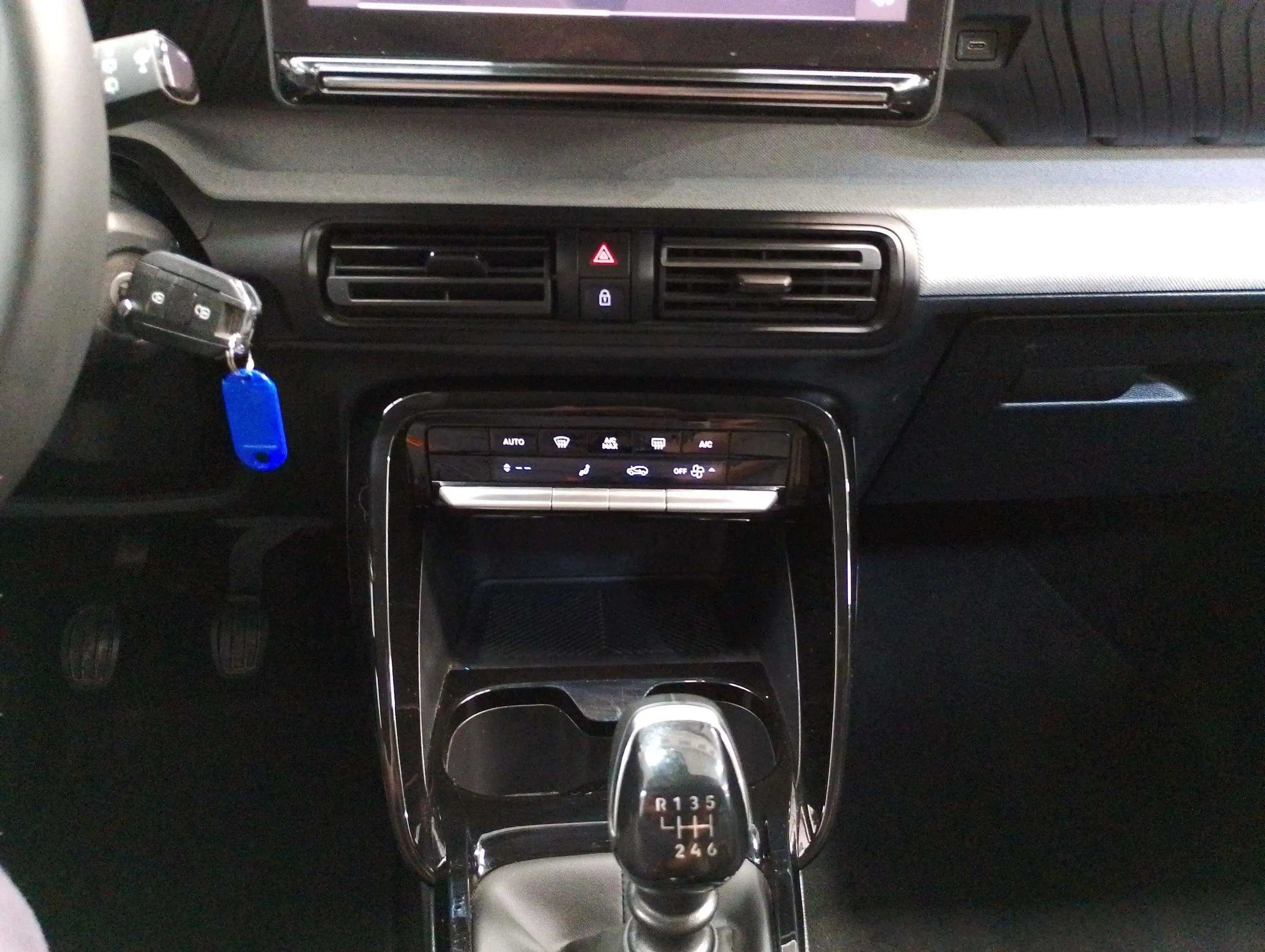 Citroën C3 Aircross Turbo BVM6 Plus - foto 20
