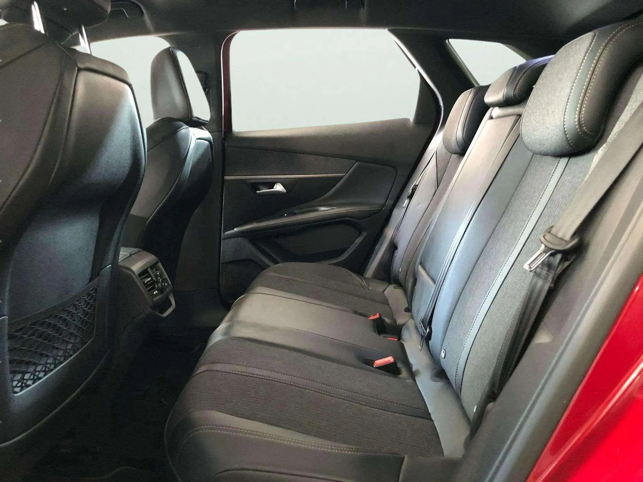 Peugeot 3008 1.2 PureTech GT Line - foto 9