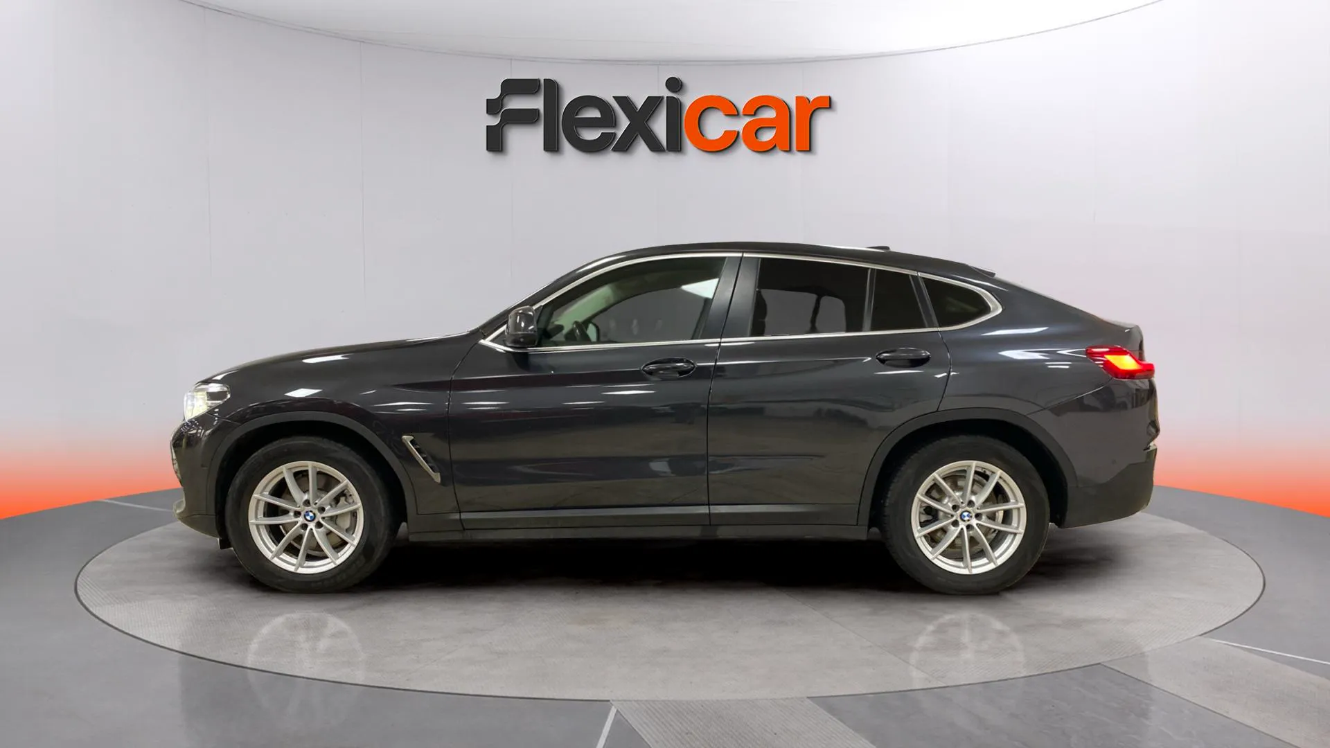 BMW X4 xDrive30d - foto 5