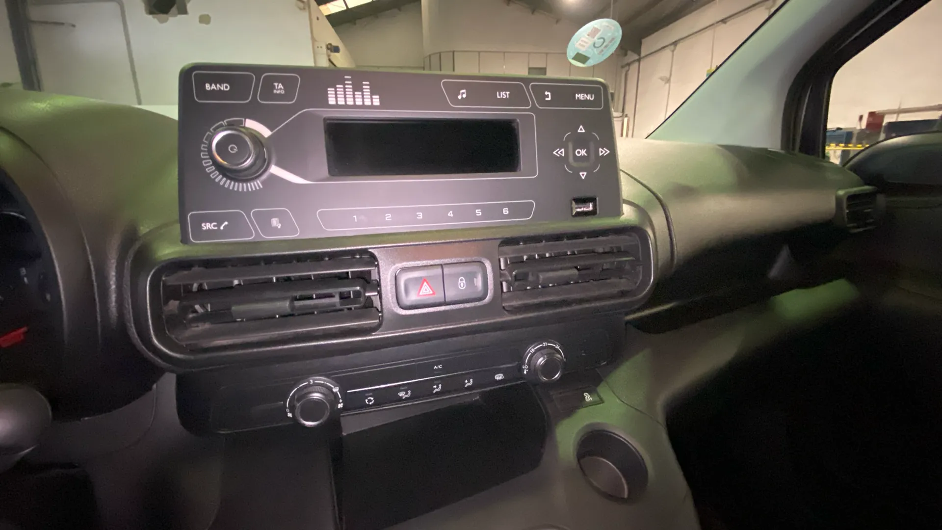 Citroën Berlingo Talla M BlueHDi 100 Live Pack - foto 25