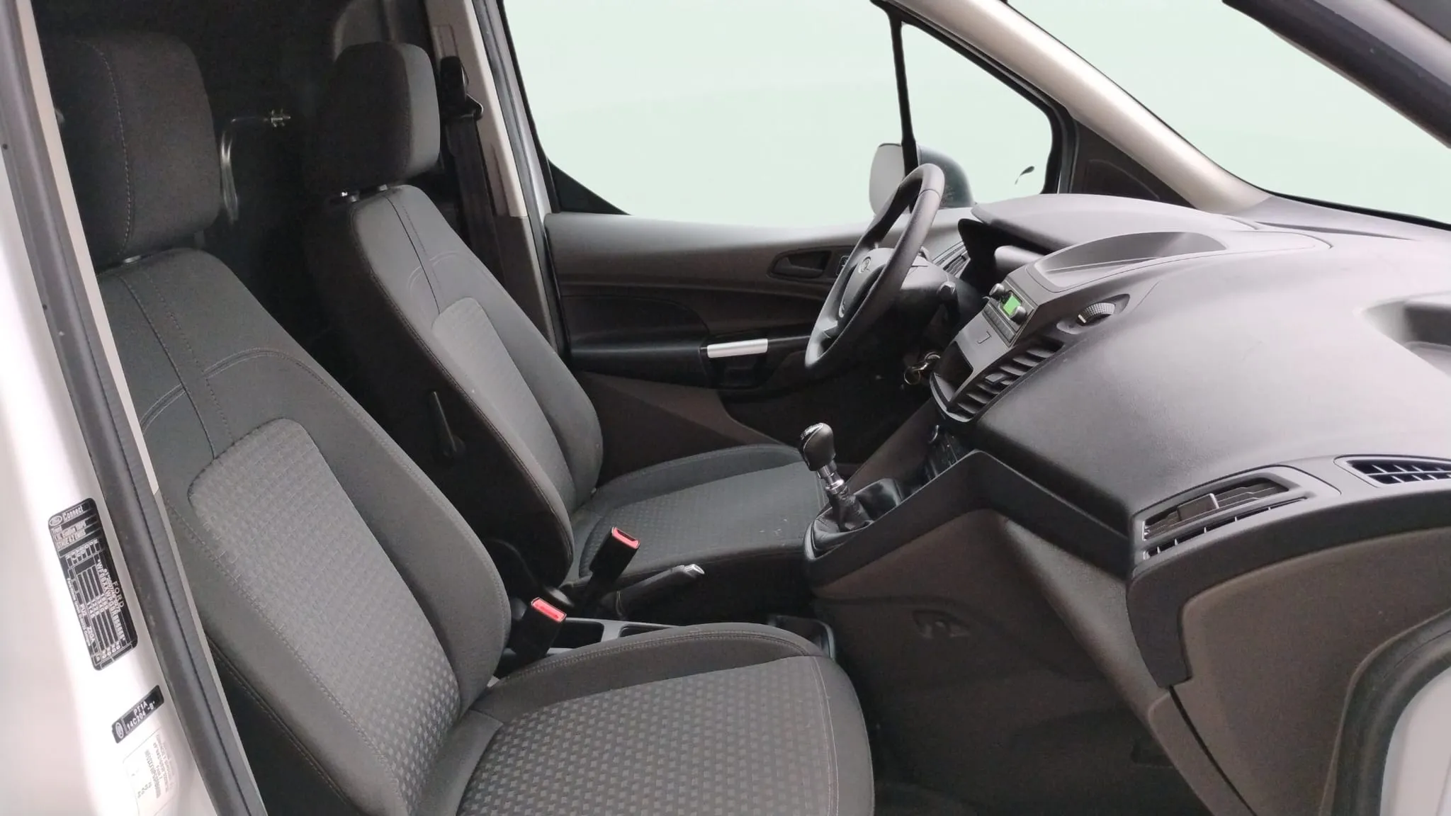 Ford Transit Connect 1.5cm³ 2pl. - foto 13