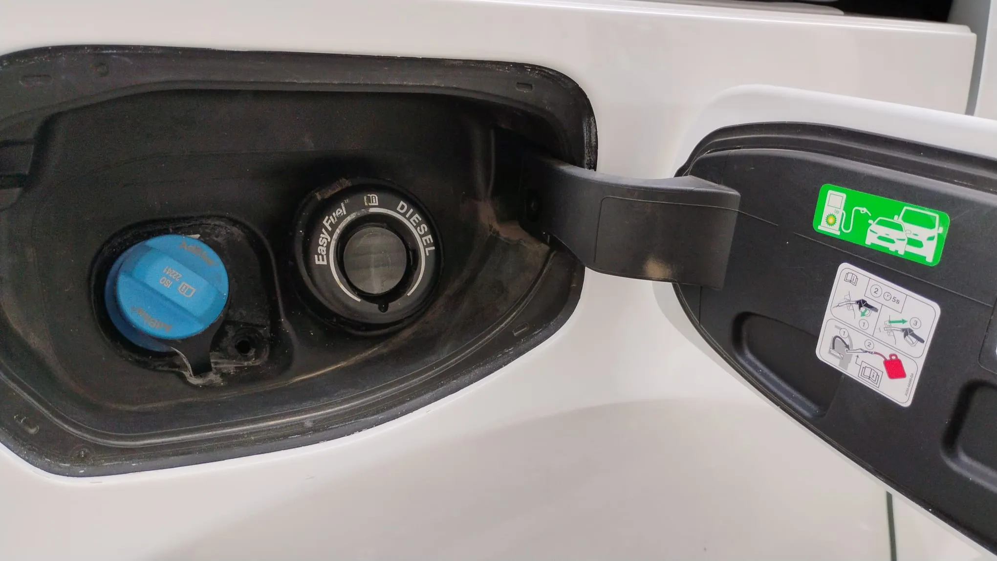 Ford Transit Connect 1.5cm³ 2pl. - foto 19