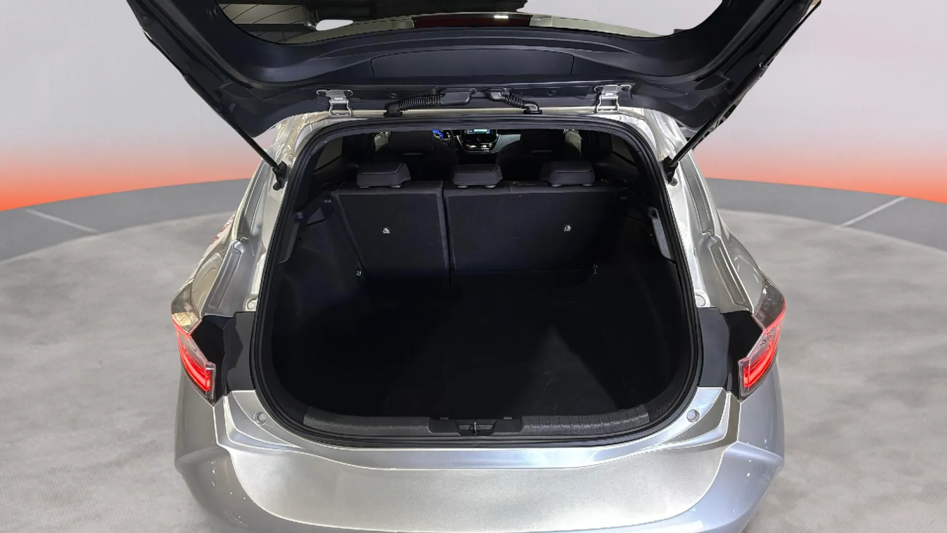 Toyota Corolla 1.8 125H Active Tech E-CVT - foto 16