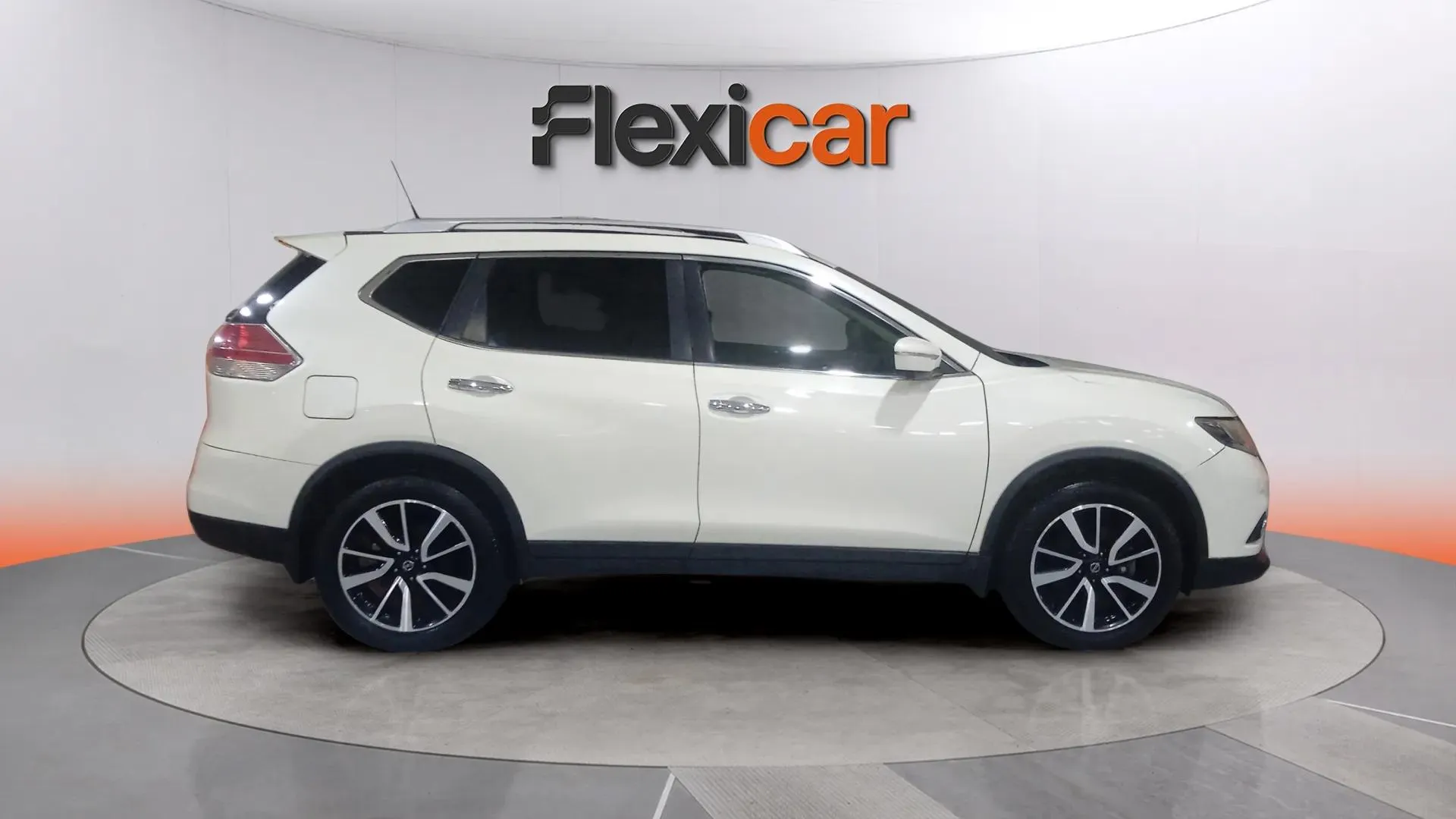 Nissan X-Trail 2.0 dCi 4x4-i Xtronic Acenta - foto 3