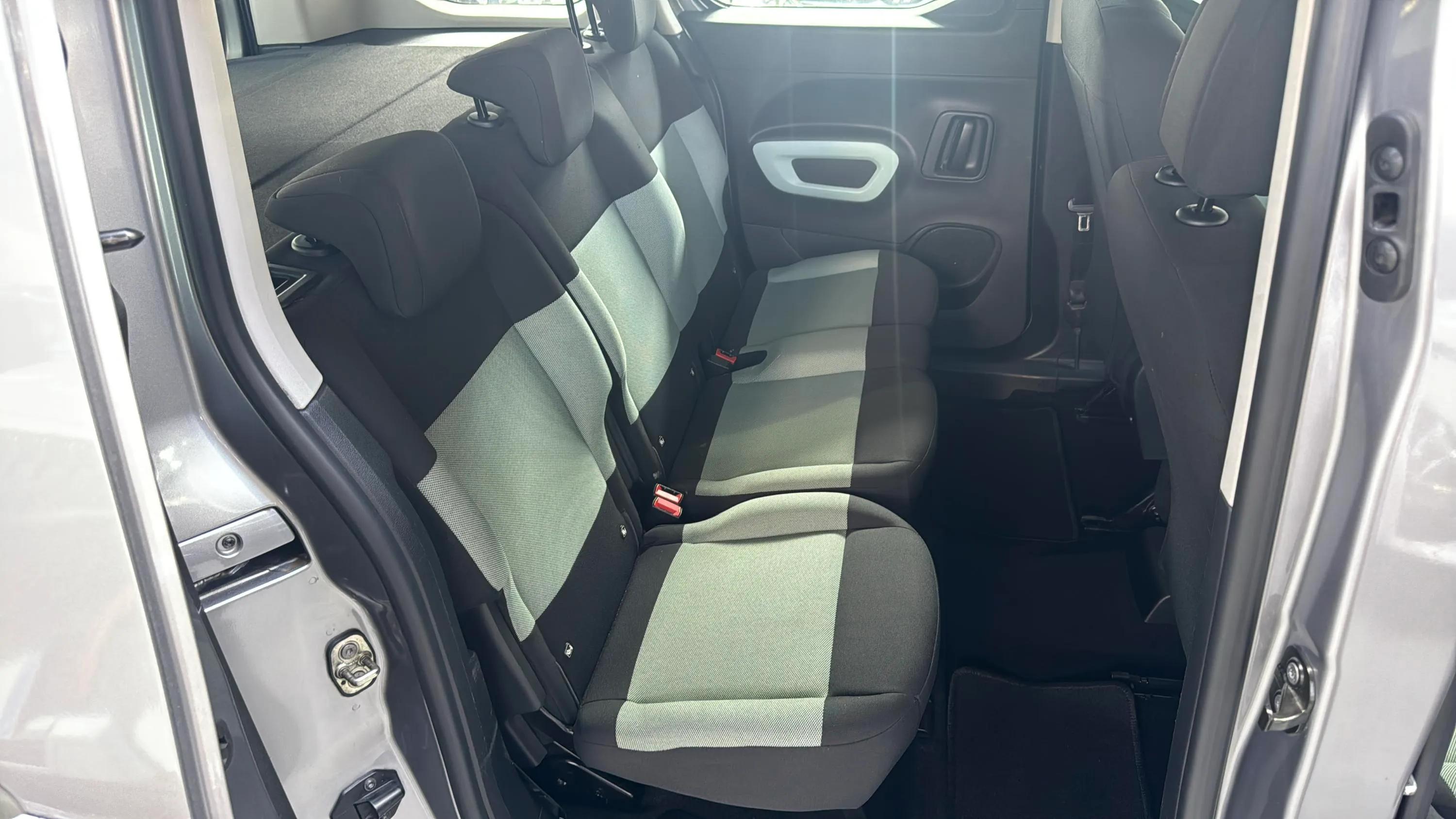 Citroën Berlingo Talla M BlueHDi 100 Feel Pack - foto 15