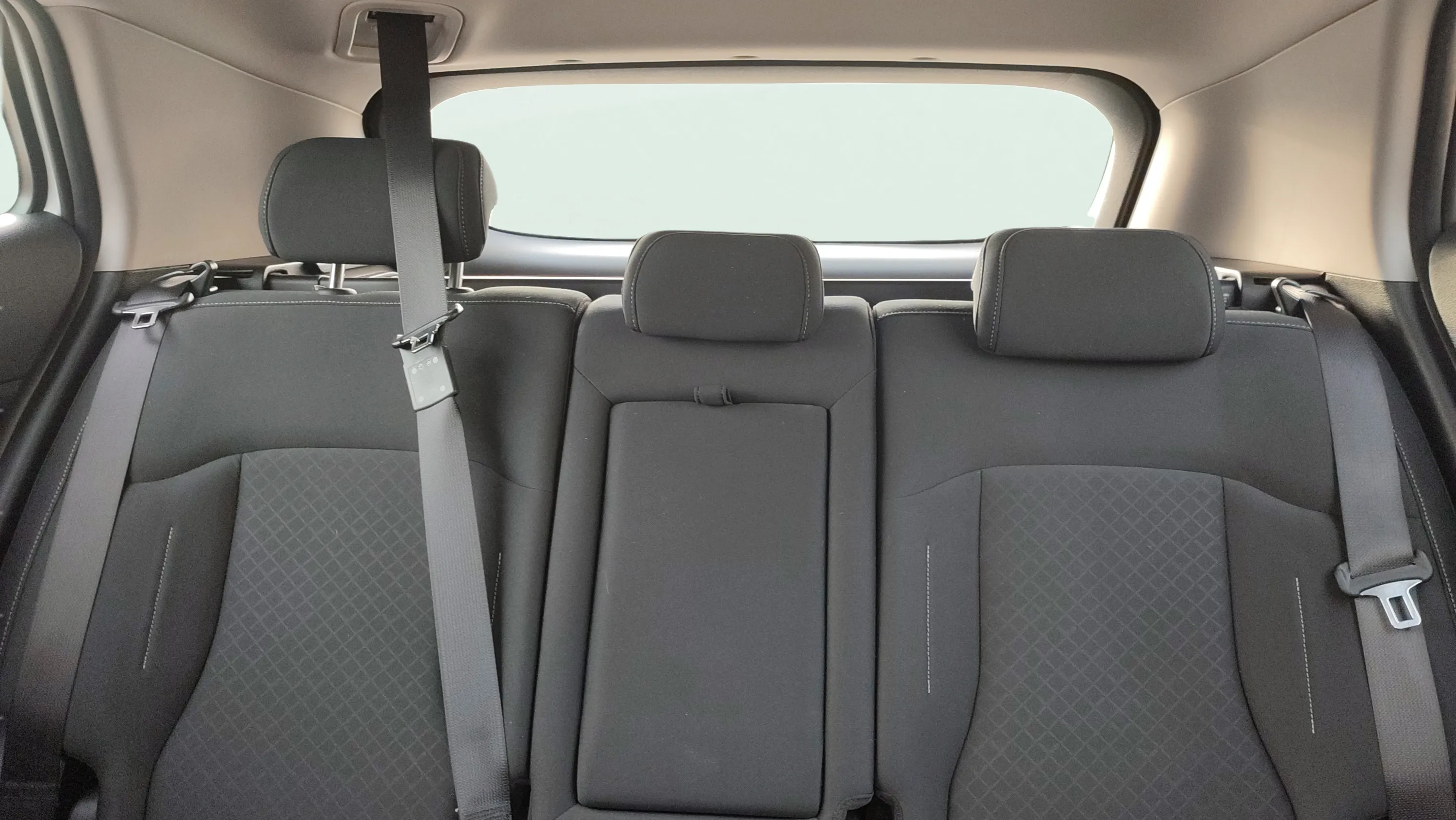 Kia Sportage 1.6 T-GDi MHEV Business 4x2 DCT - foto 16