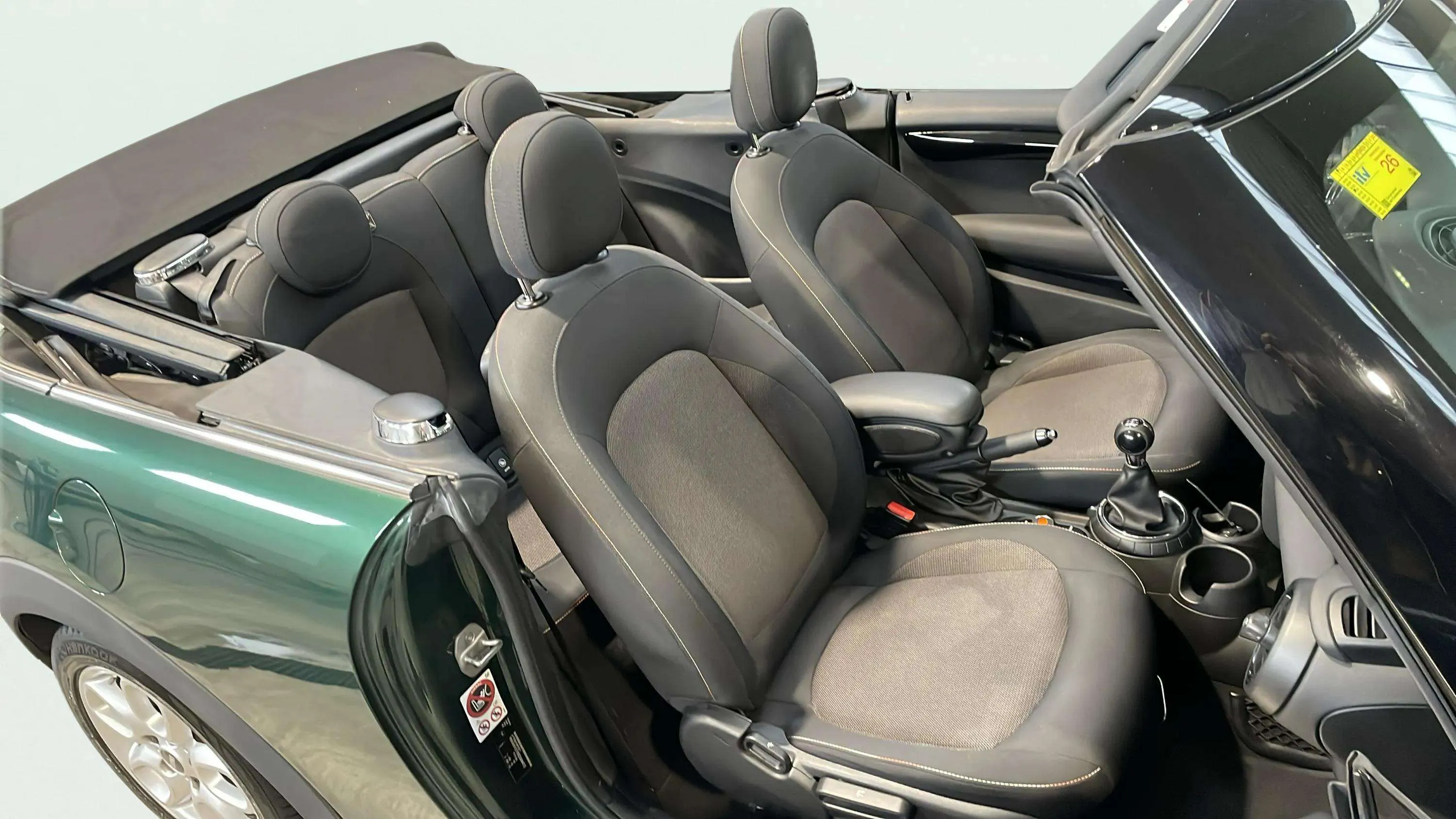 MINI Cooper D Cabrio - foto 18