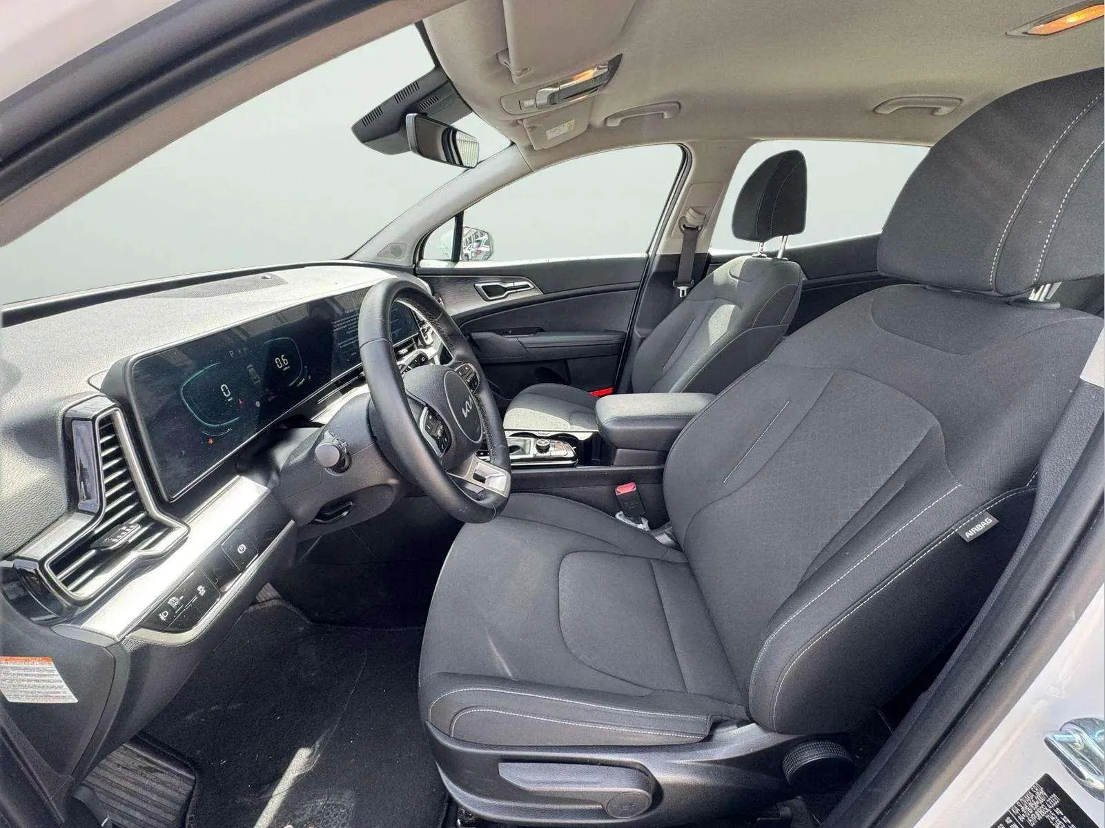 Kia Sportage 1.6 T-GDi MHEV Business 4x2 DCT - foto 13