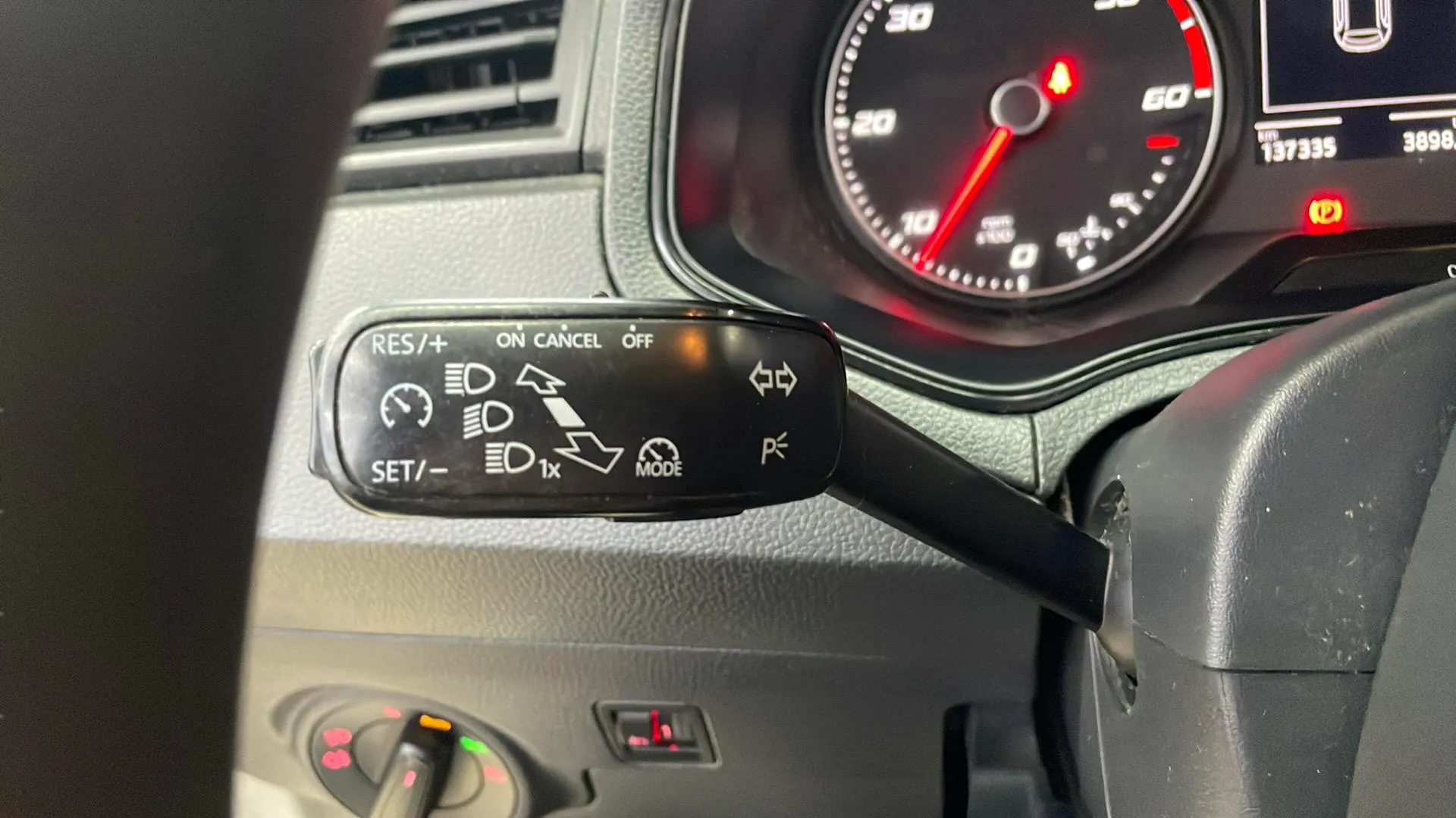 SEAT Arona 1.6 TDI Xcellence Ecomotive - foto 23