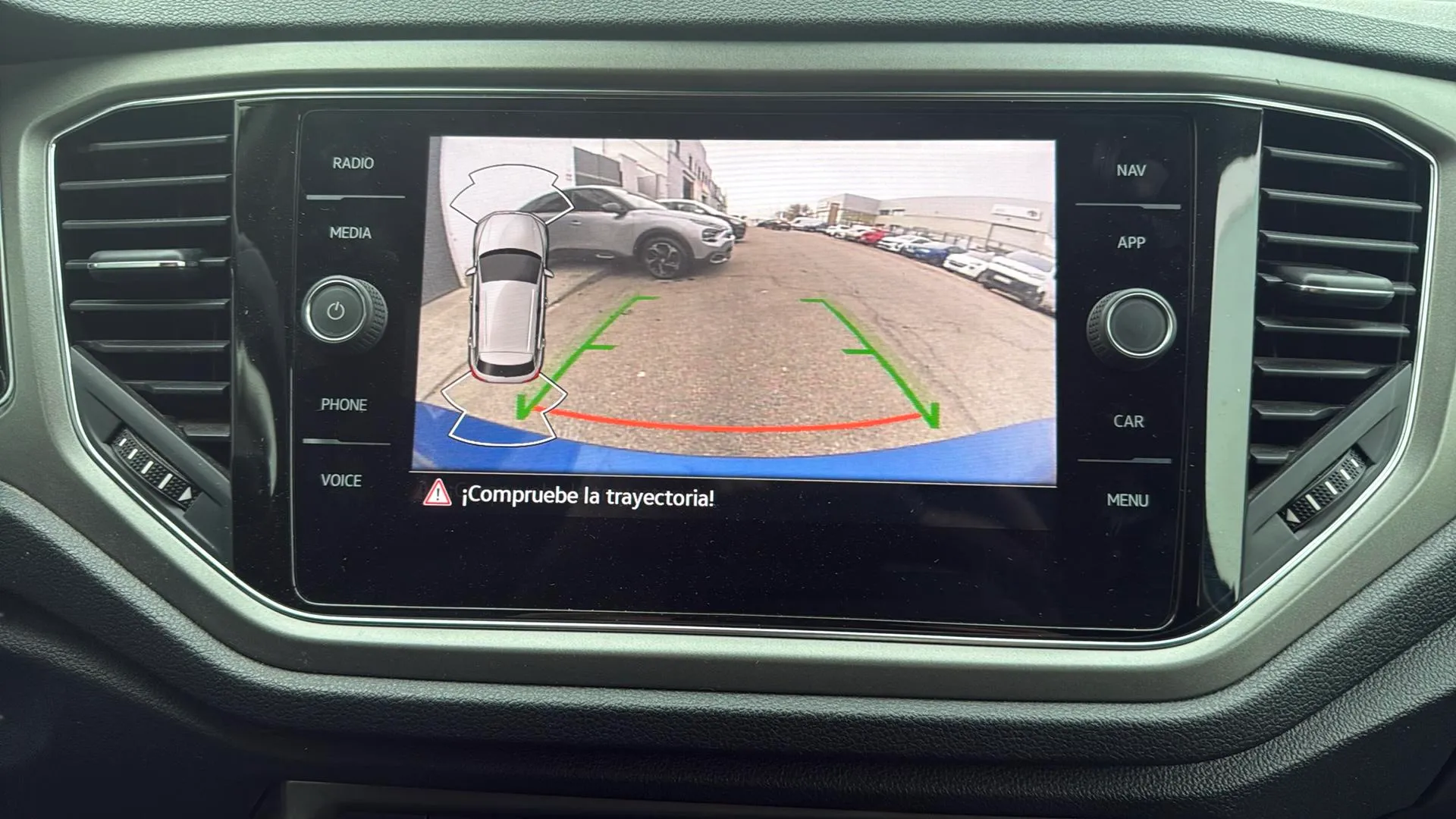 Volkswagen T-Roc Advance R-Line 1.0 TSI - foto 19