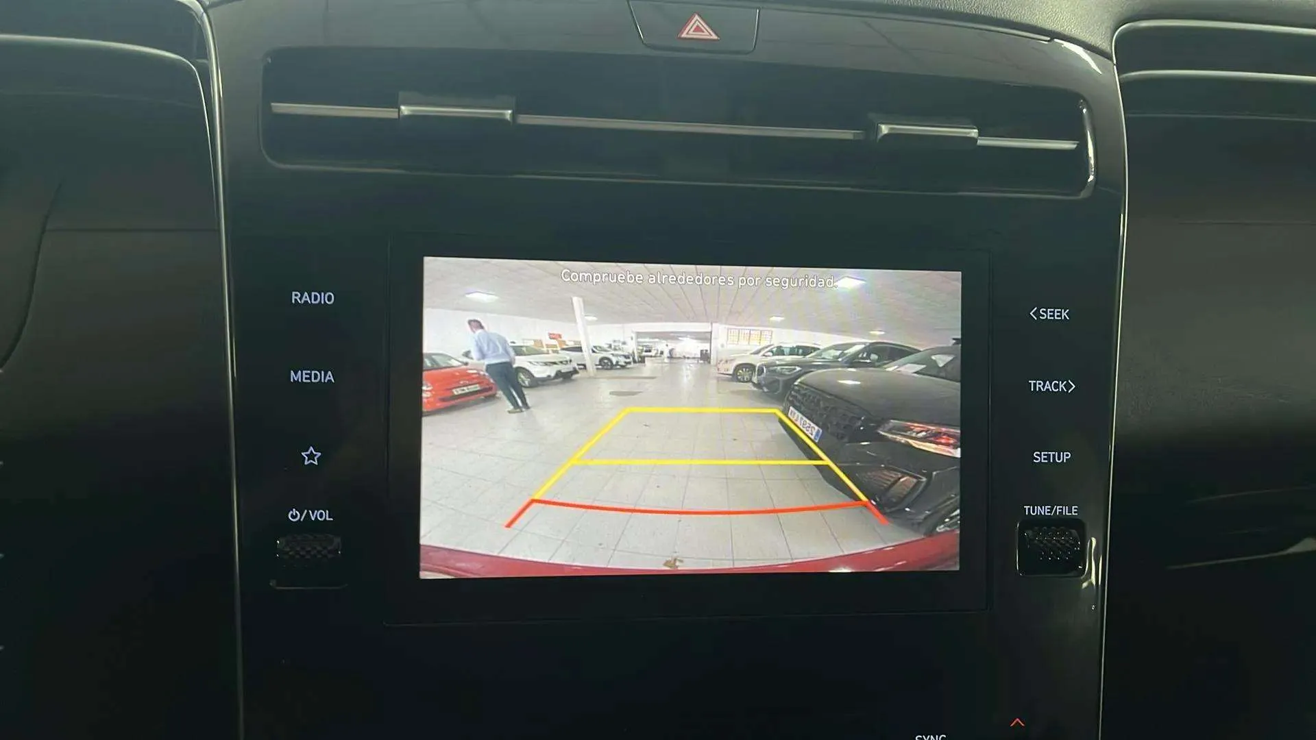 Hyundai Tucson 1.6 T-GDi PHEV Maxx 4x4 - foto 16