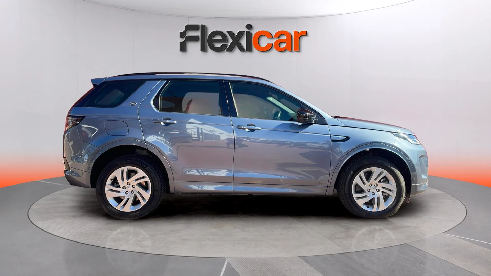 Land Rover Discovery Sport 1.5 I3 PHEV AWD Aut R-Dynamic Base - foto 8